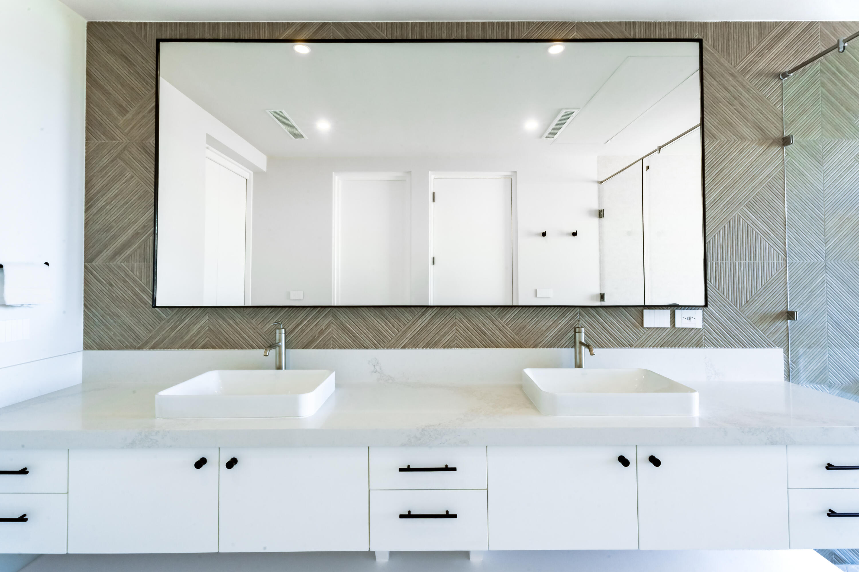 MLS #25-1169 image #44