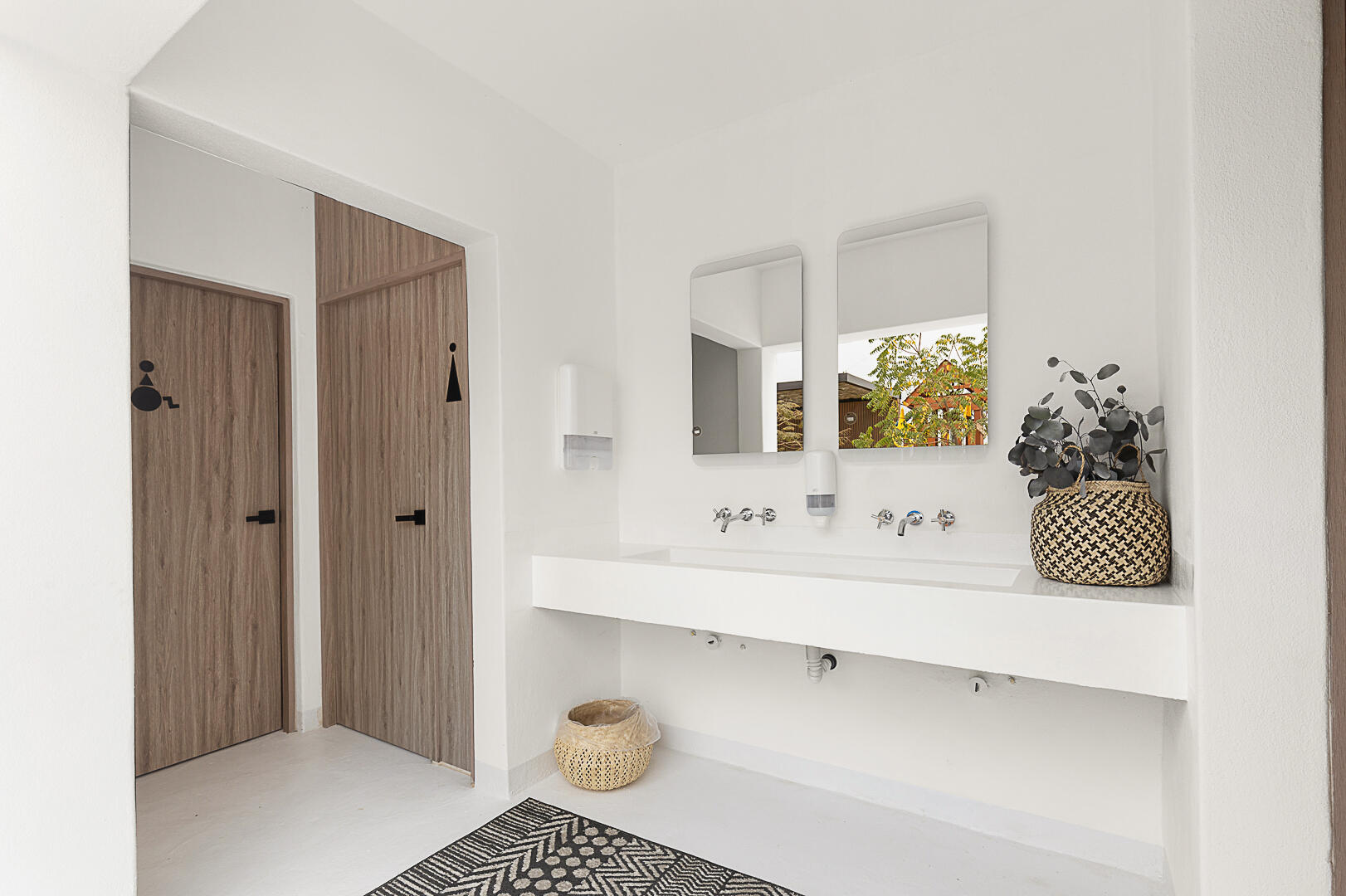 MLS #25-1185 image #42