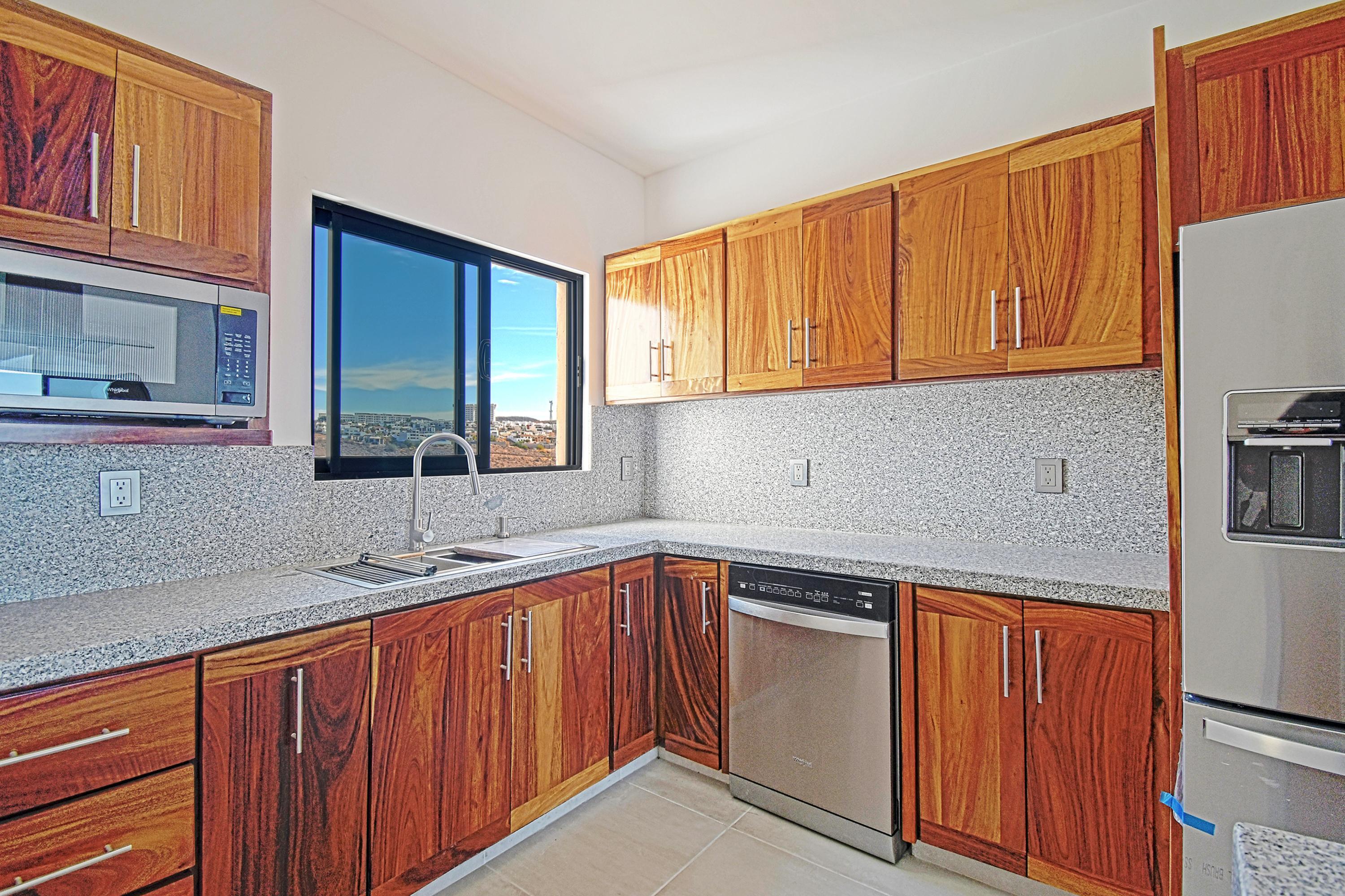 MLS #25-1343 image #12