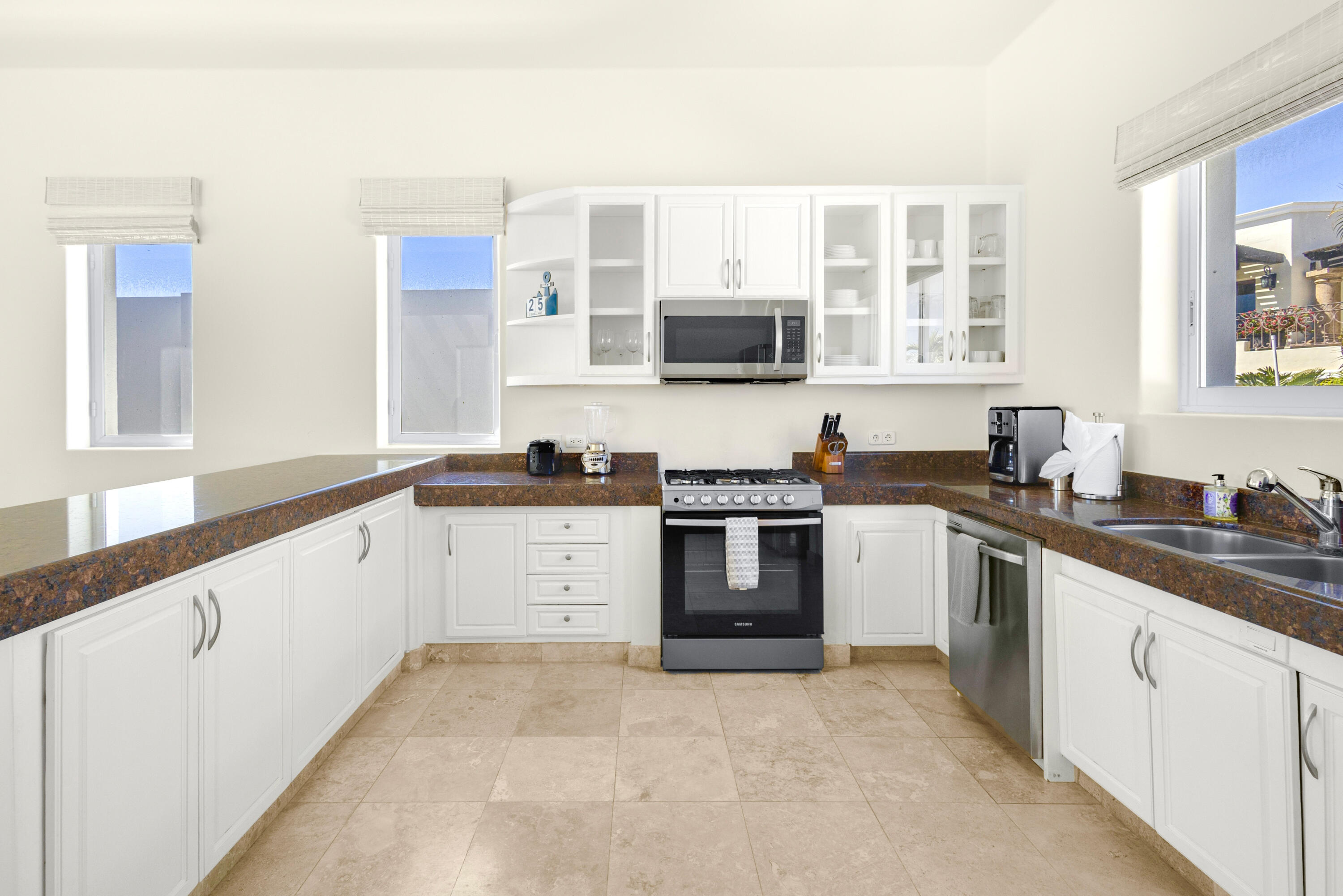 MLS #25-1366 image #15