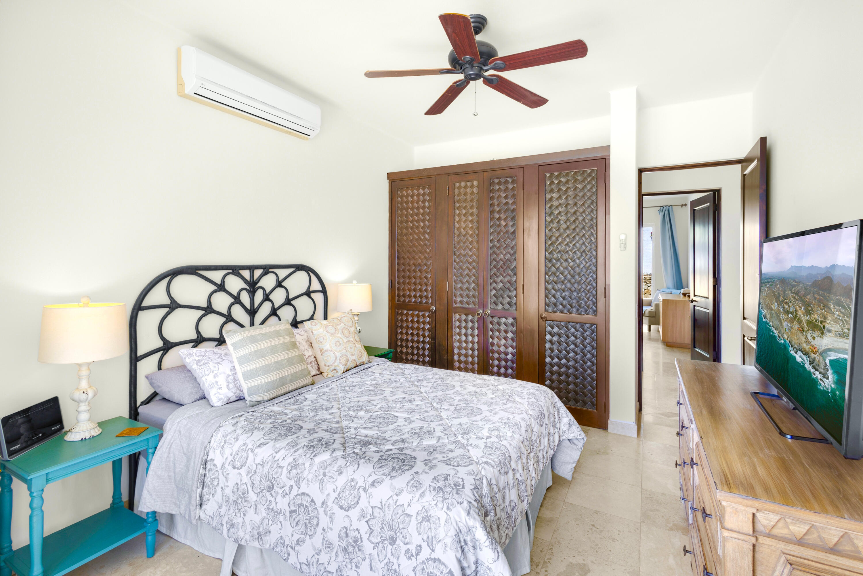 MLS #25-1366 image #19