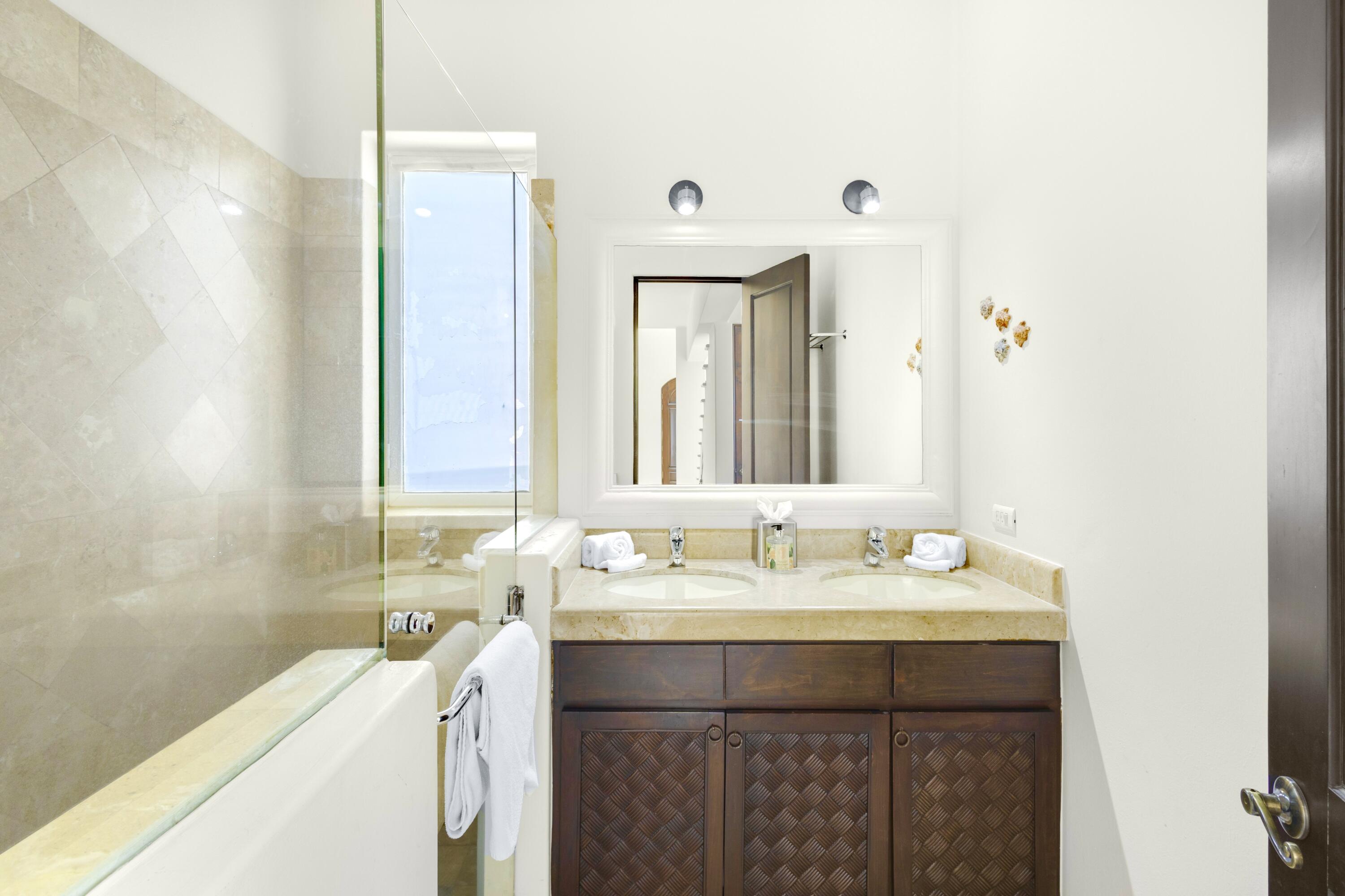 MLS #25-1366 image #28