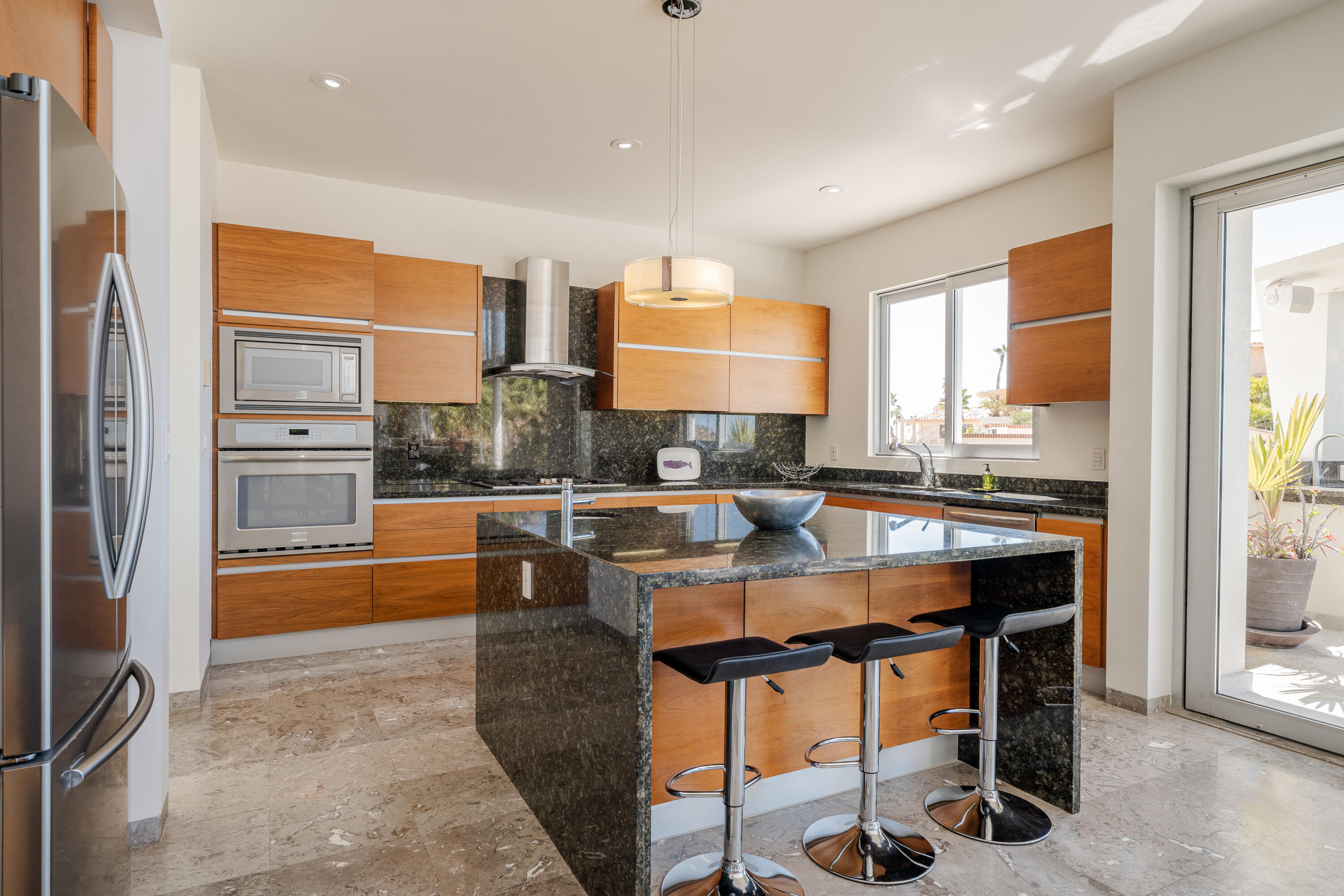 MLS #25-1389 image #15