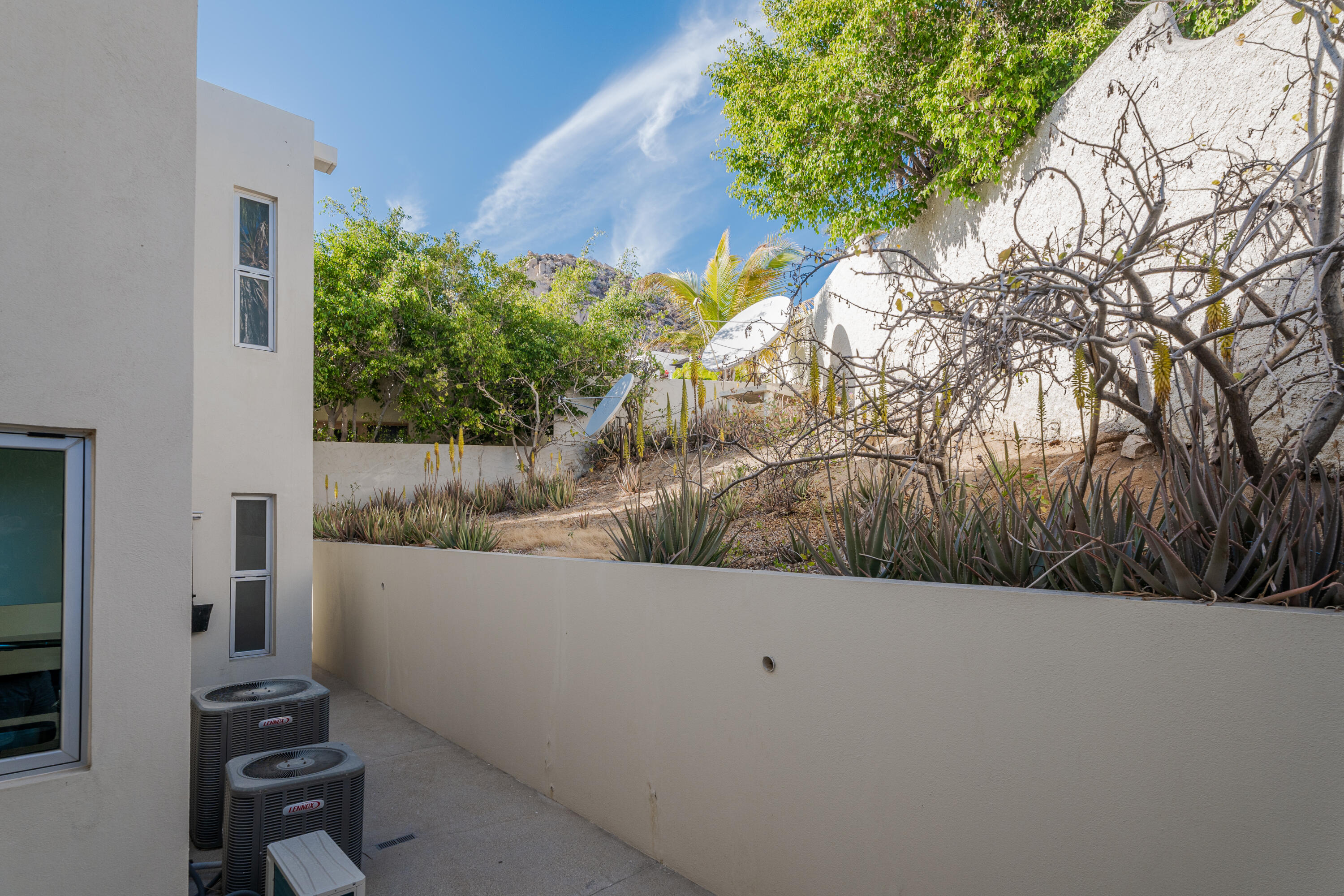 MLS #25-1389 image #51