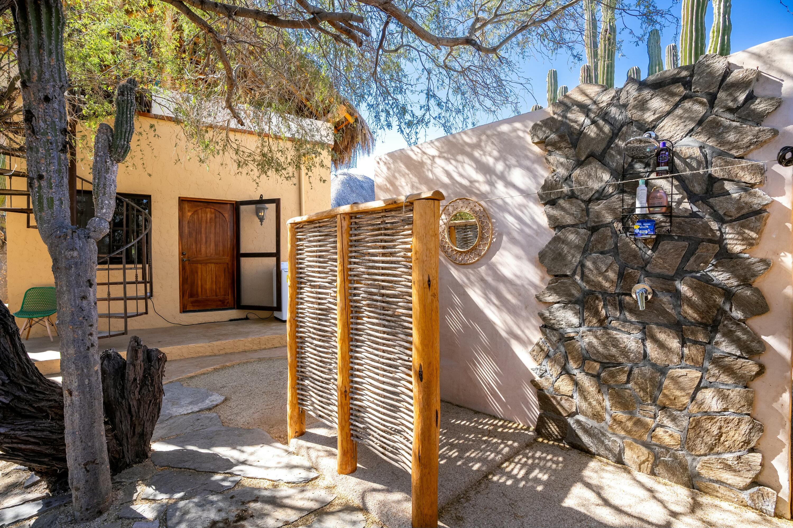 MLS #25-1400 image #27