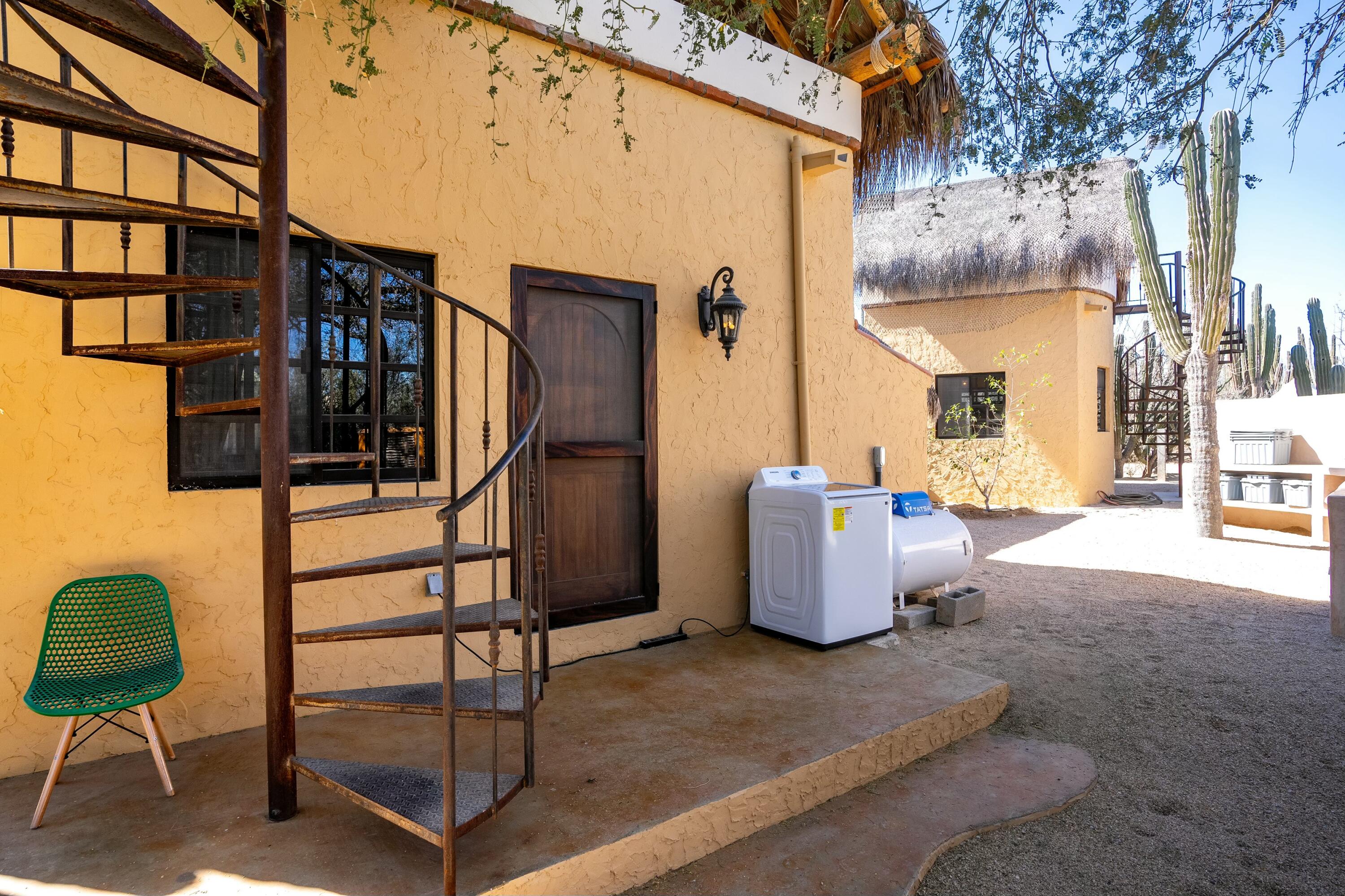 MLS #25-1400 image #28