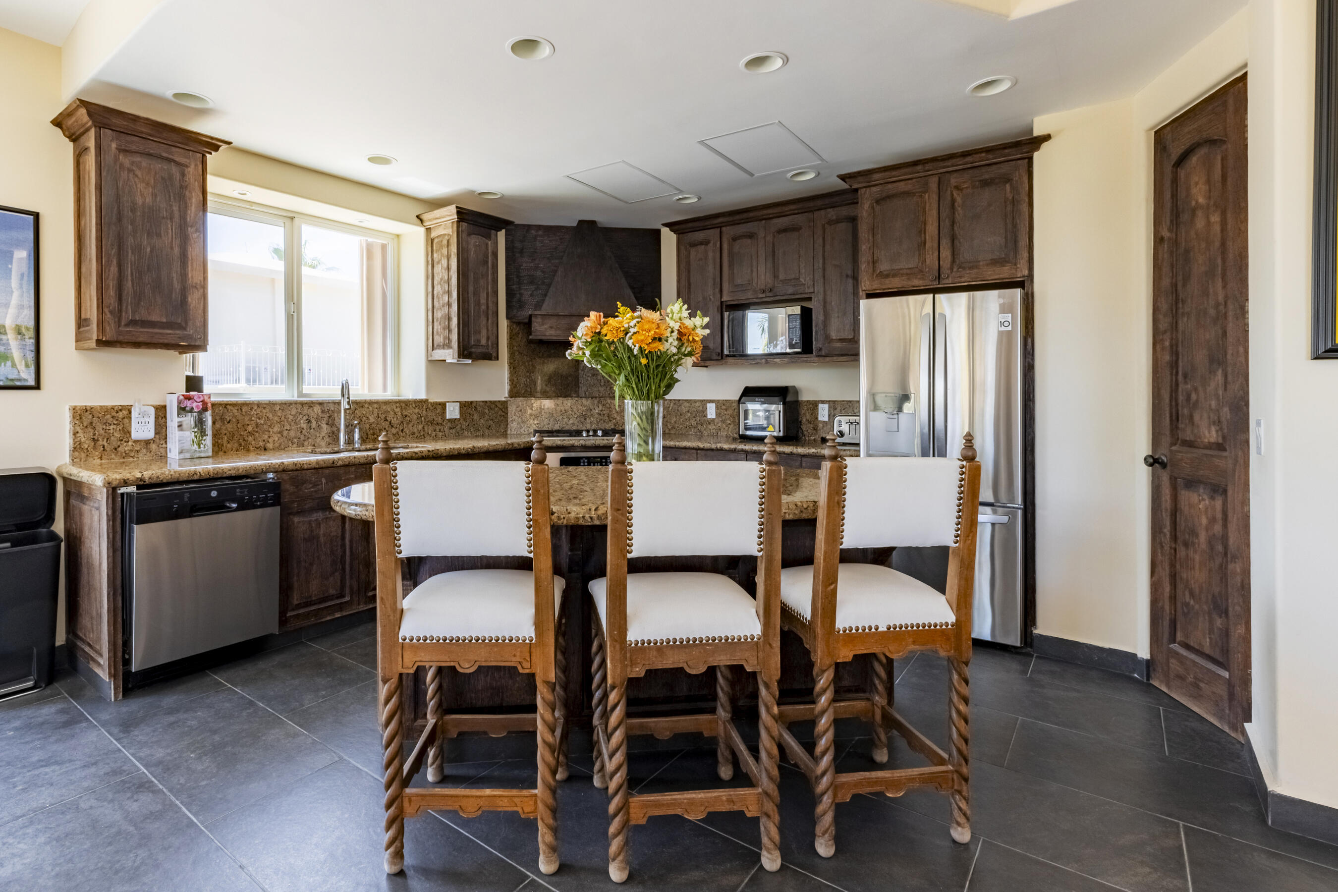 MLS #25-1511 image #33