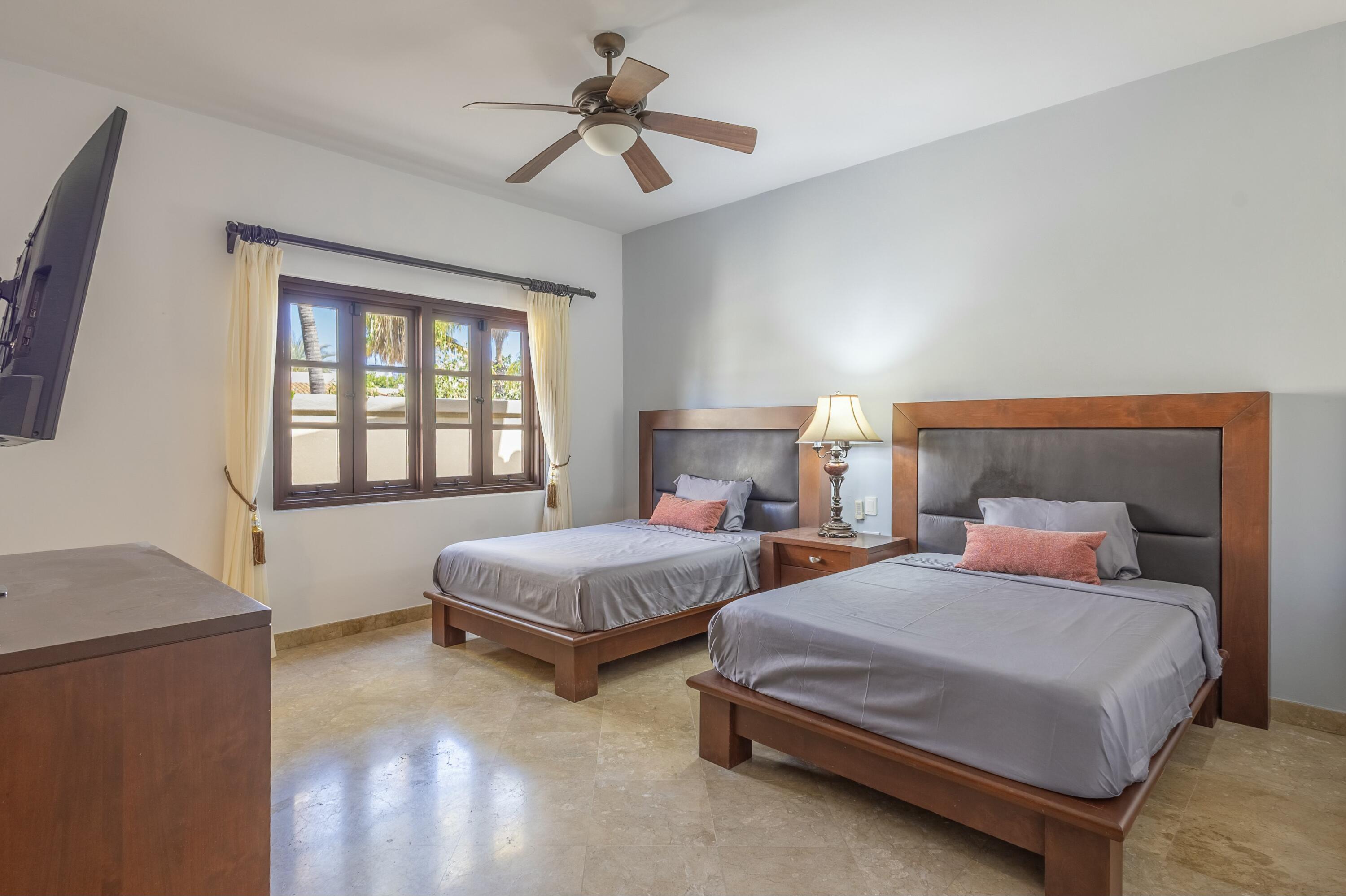 MLS #25-1547 image #30