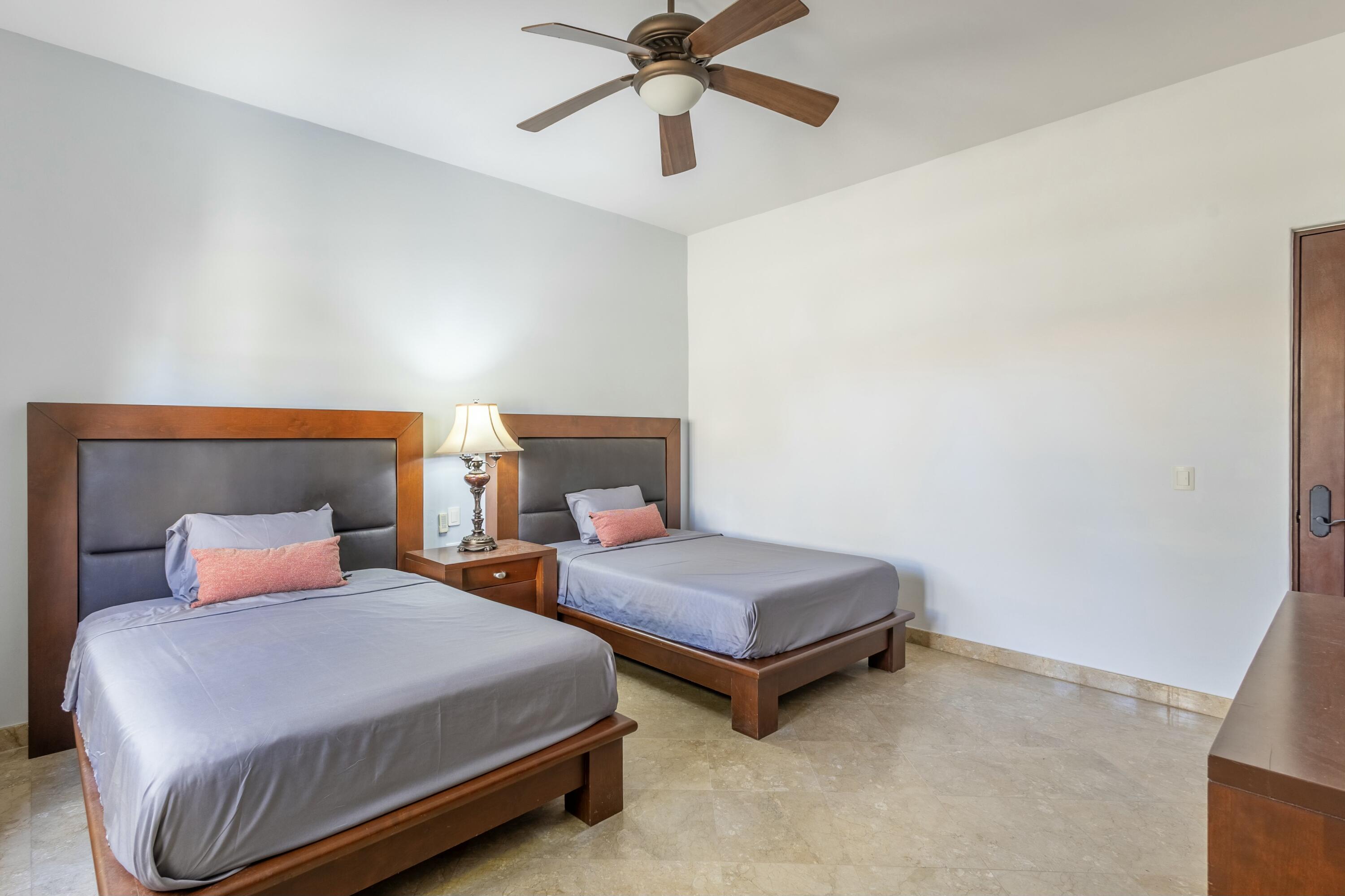 MLS #25-1547 image #32