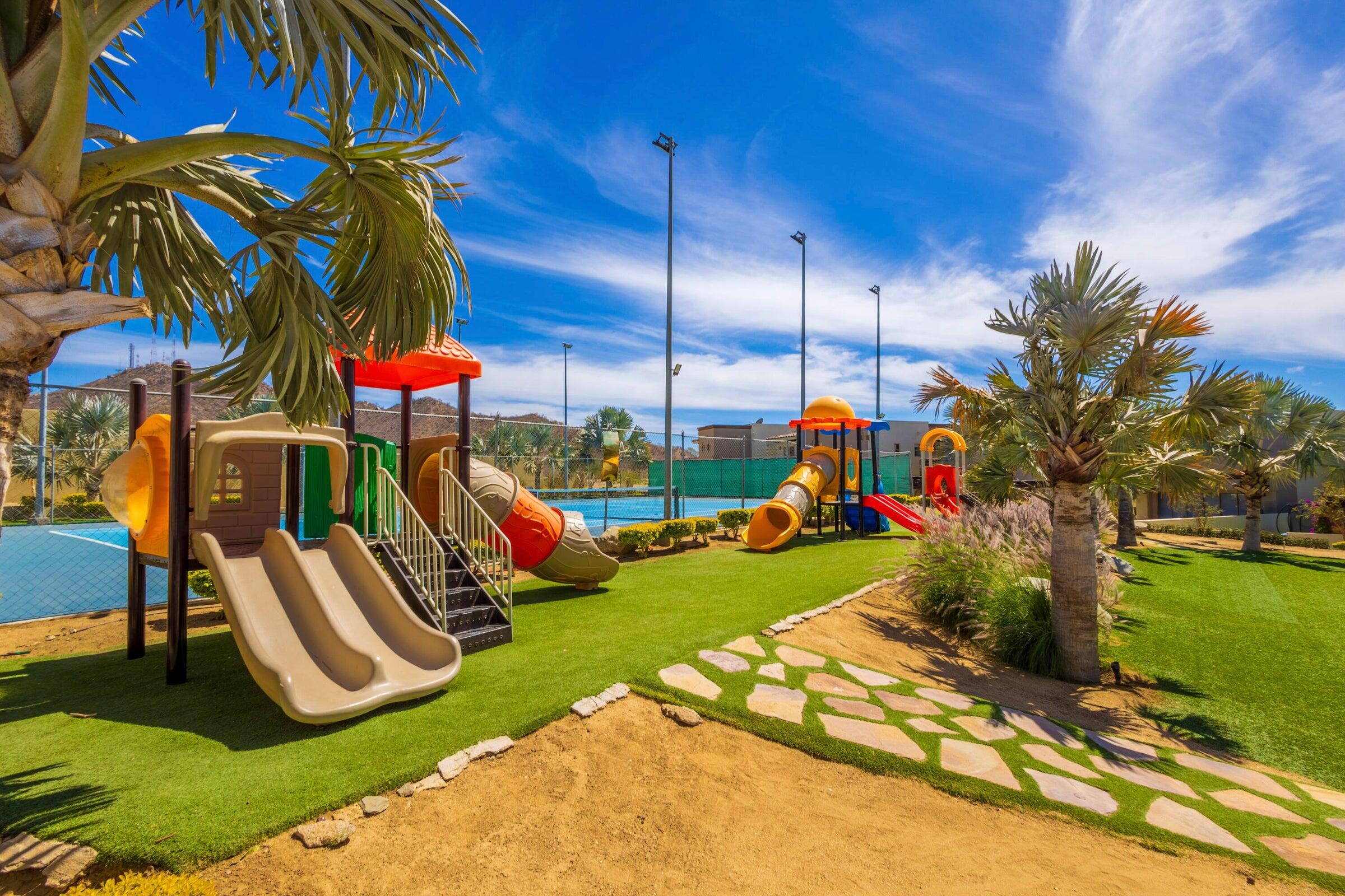 MLS #25-1556 image #34