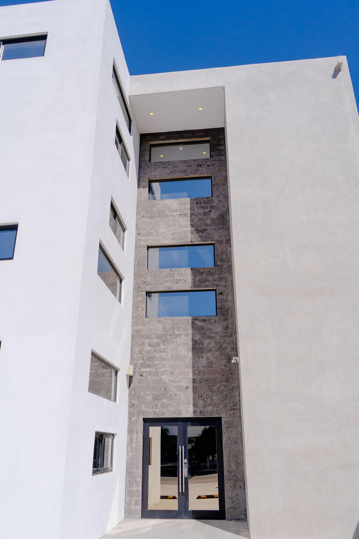 Nicolas Bravo Edificio Nuevo La Paz BCS MLS #25-1585 39 MLS #25-1585 image #2