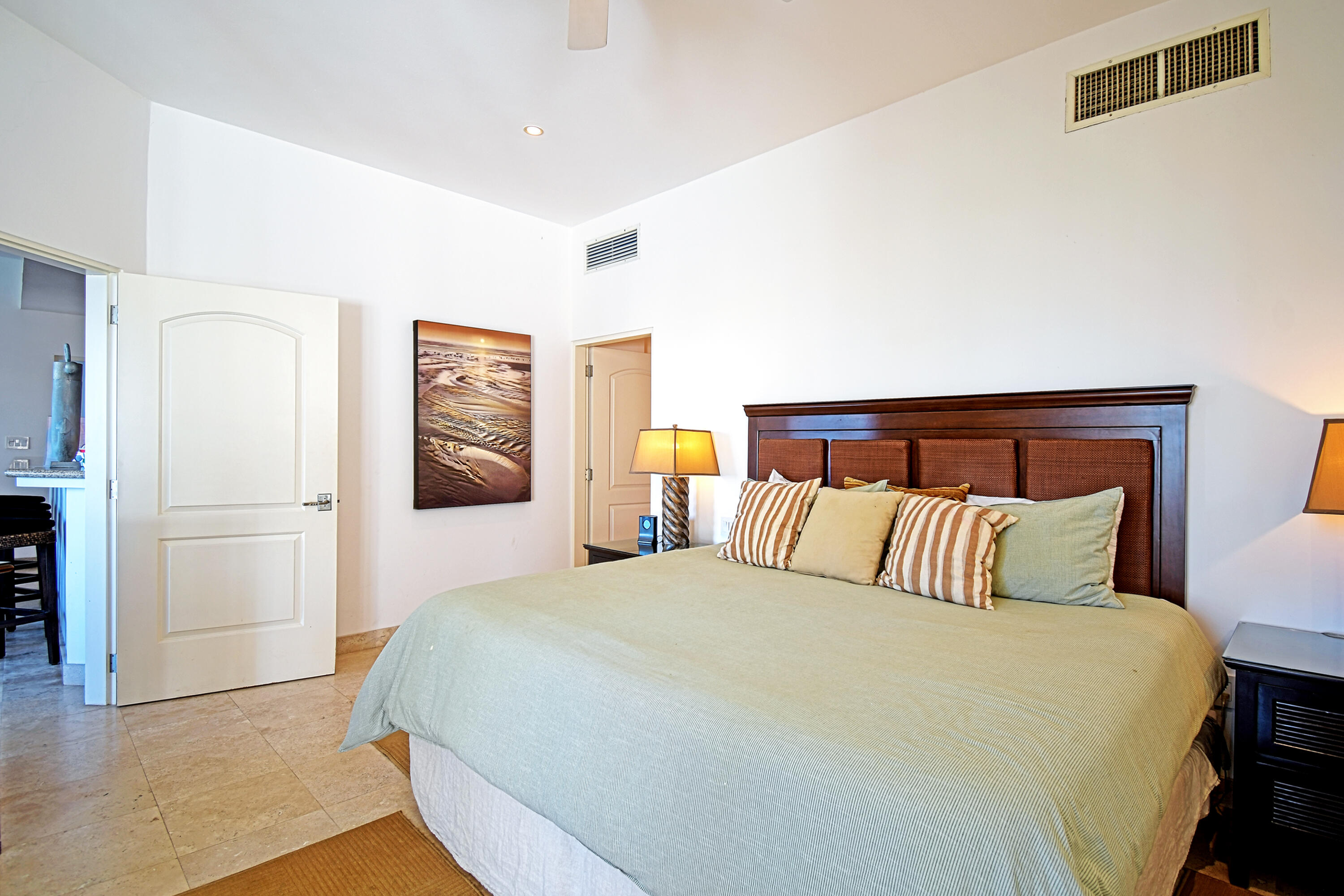 MLS #25-1670 image #17