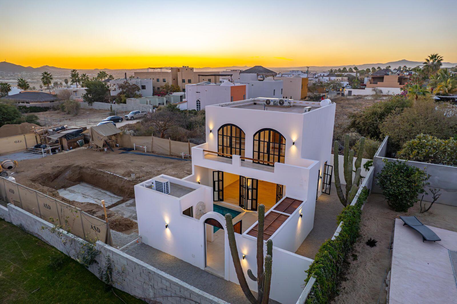 White Lotus #2 Casa White Lotus #2 Cabo Corridor BCS MLS #25-1701 42 MLS #25-1701 image #1