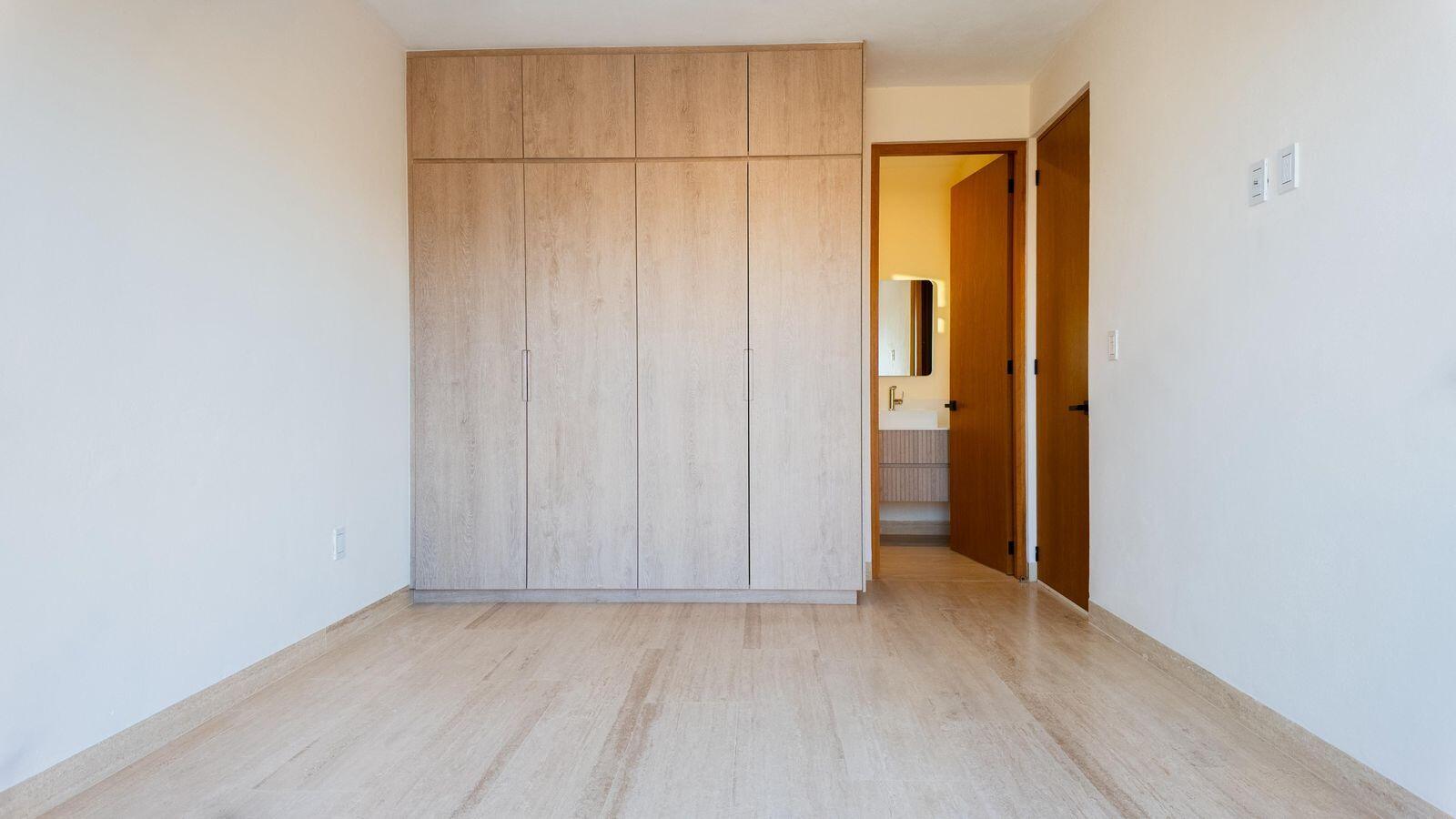 MLS #25-1701 image #16