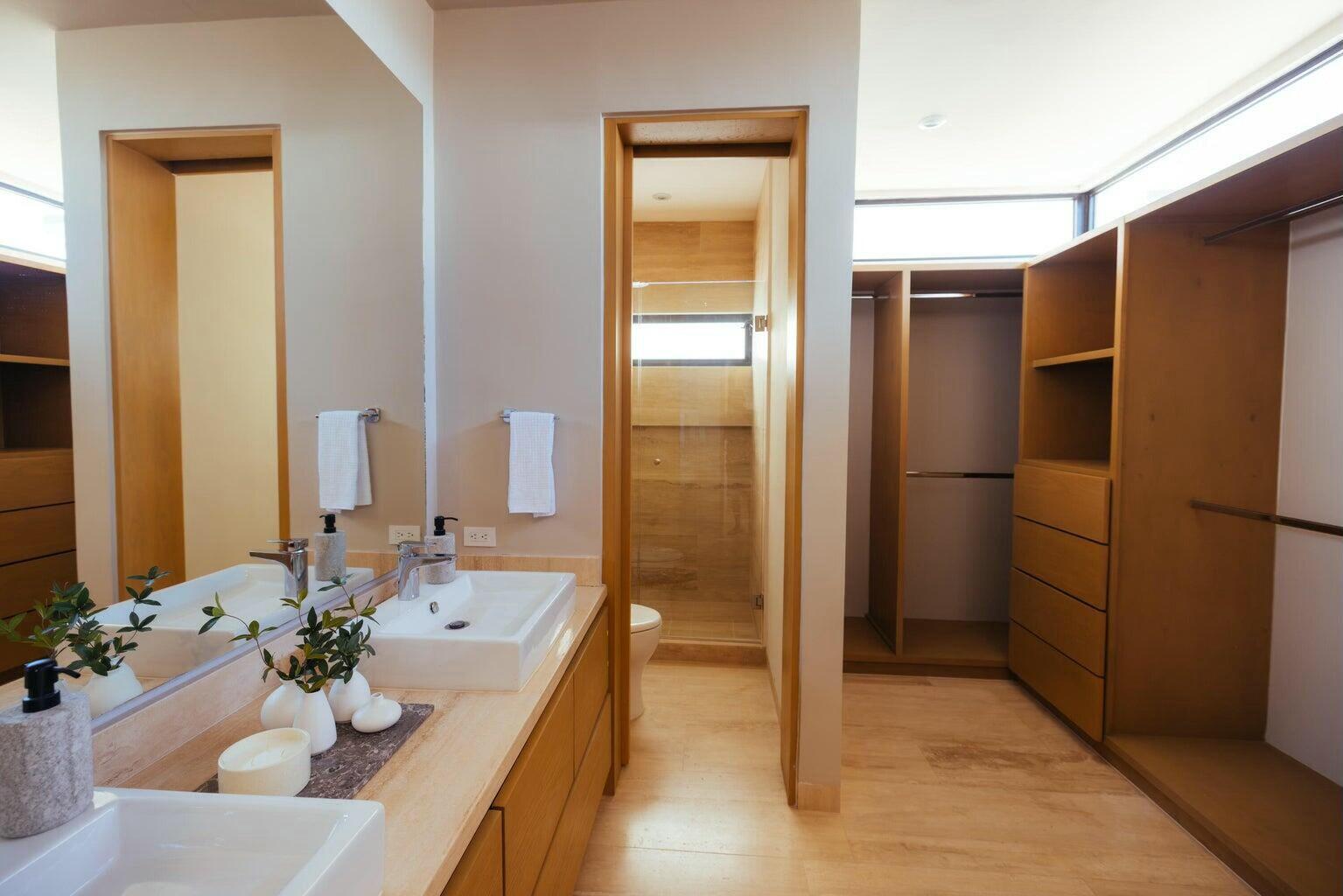 MLS #25-1952 image #25