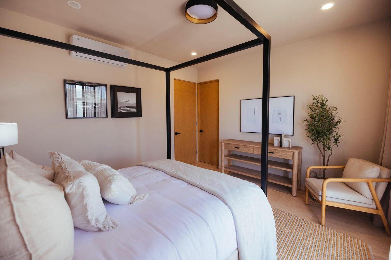 MLS #25-1952 image #27