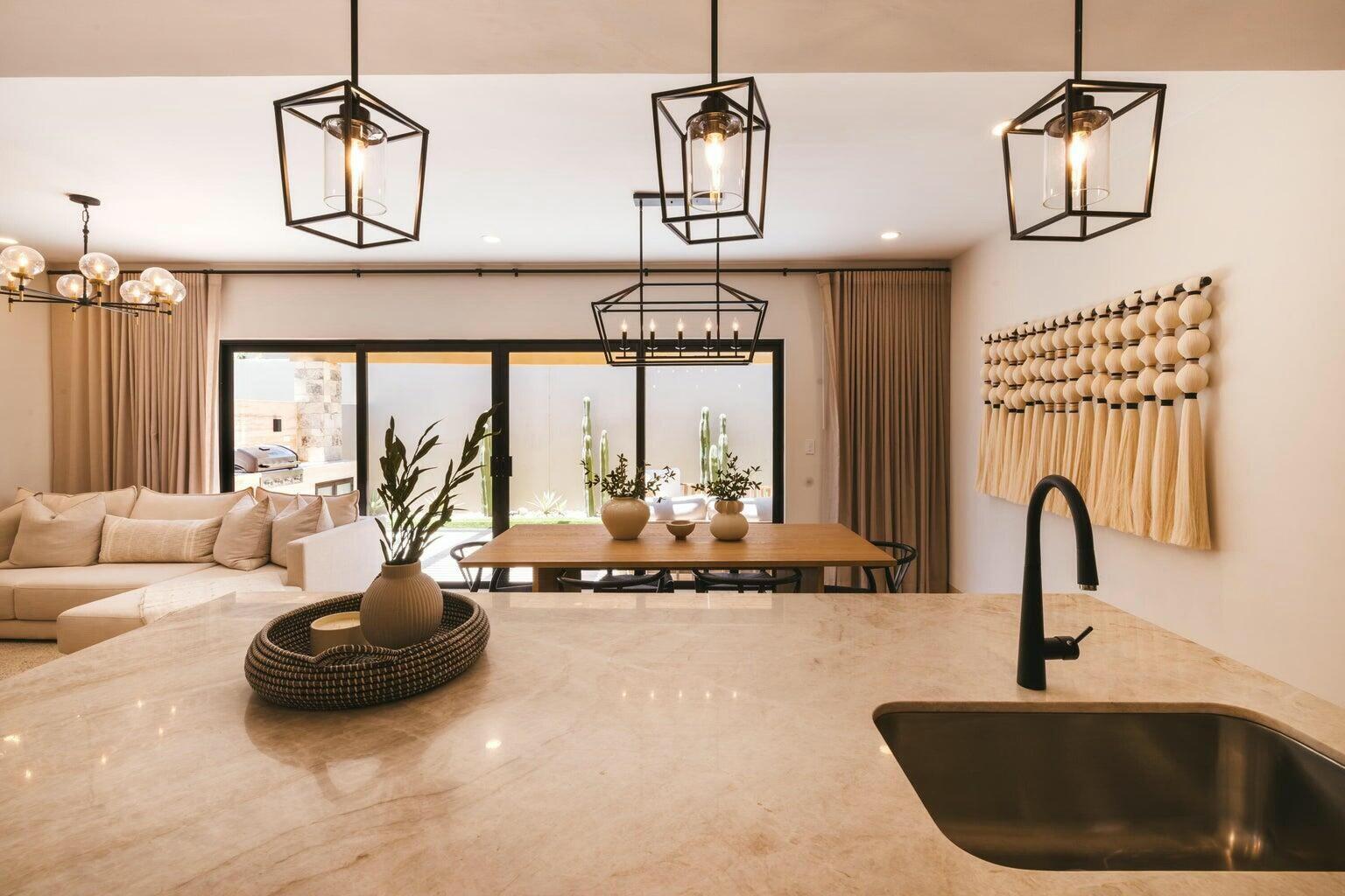 MLS #25-1952 image #8