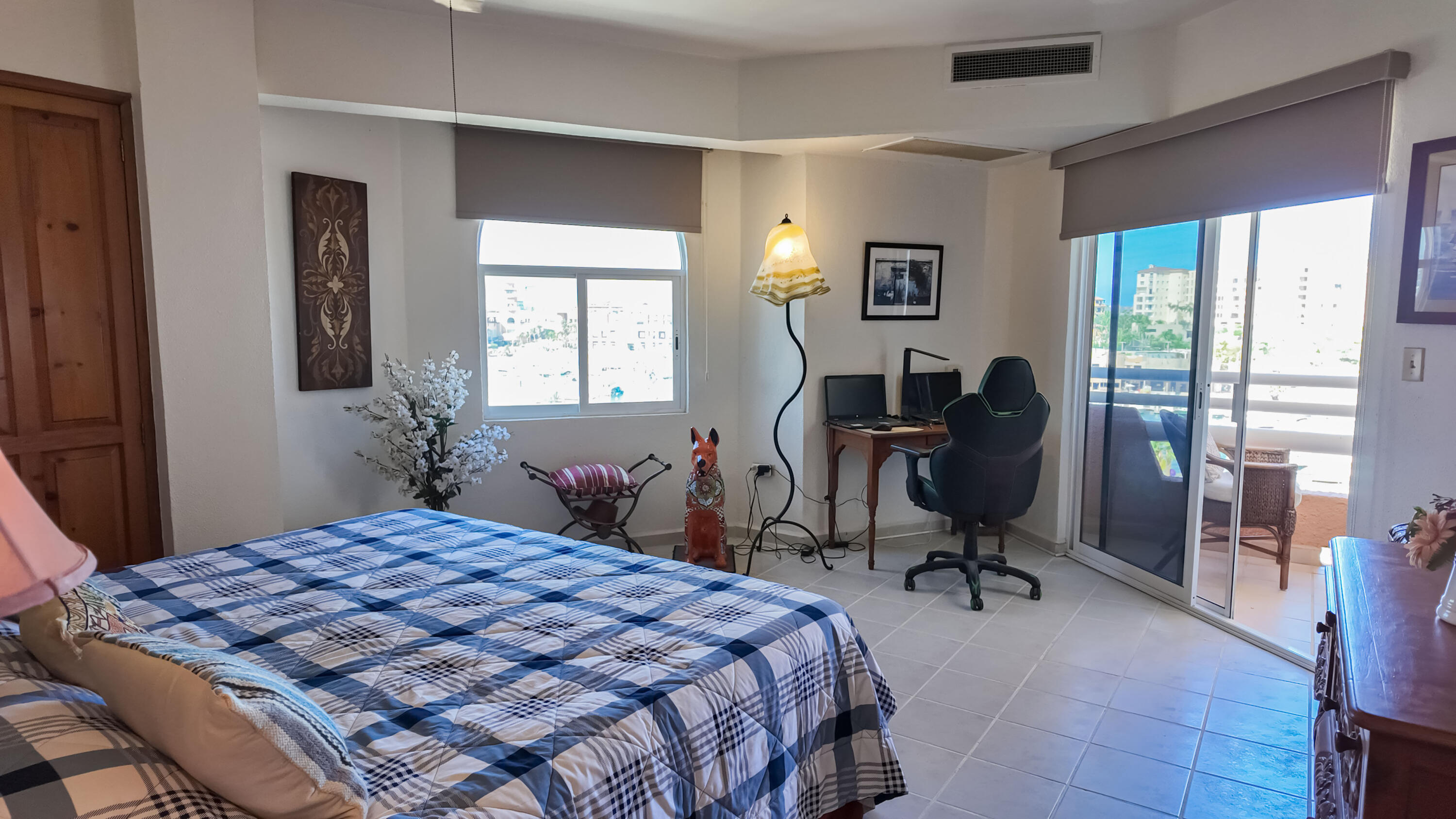 MLS #25-1968 image #12