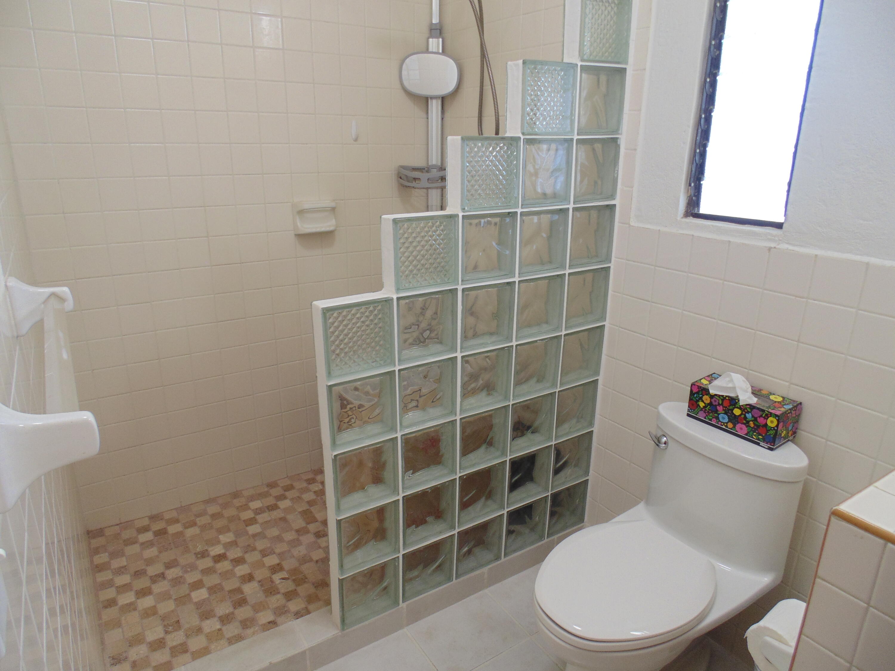 MLS #25-1968 image #15