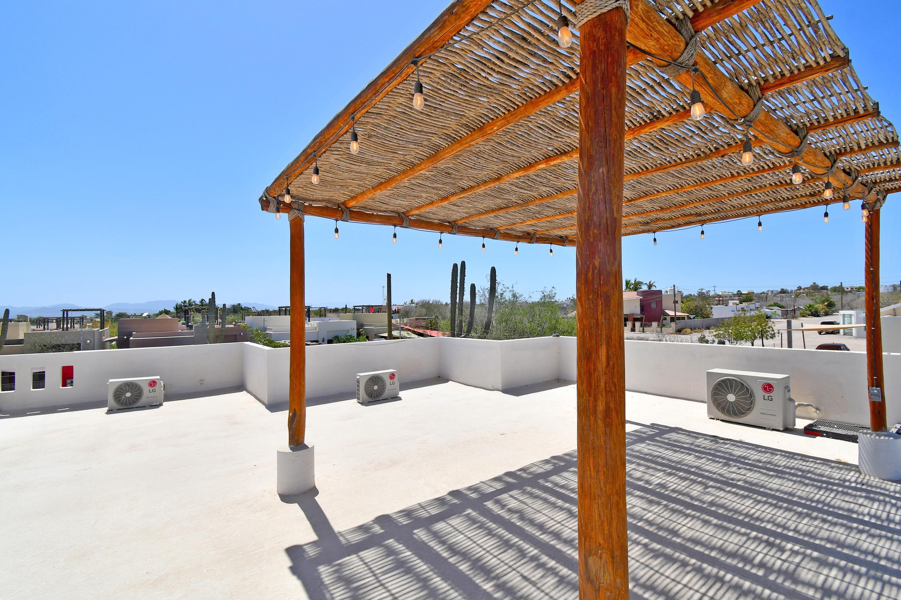 MLS #25-1974 image #34