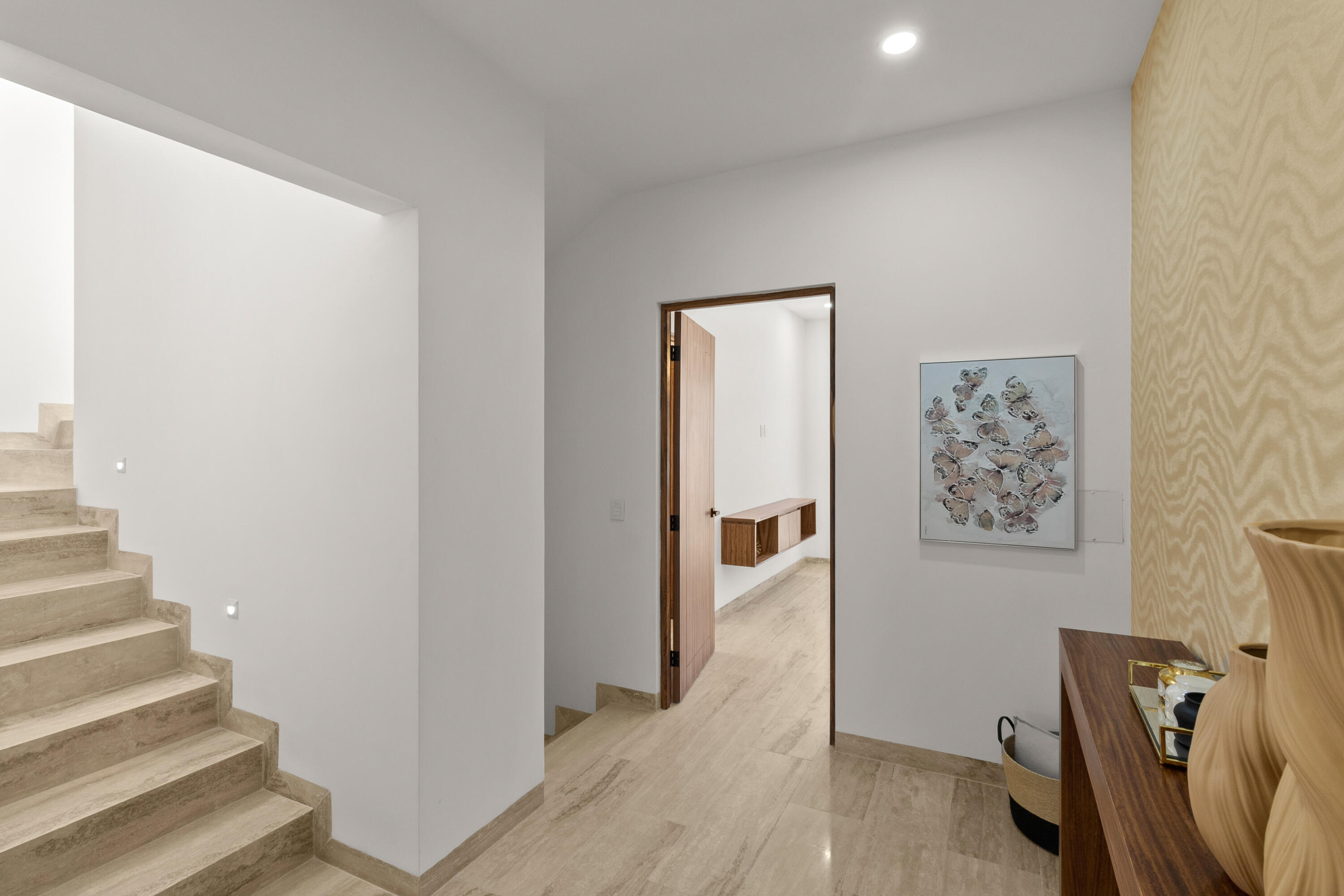 MLS #25-1980 image #13