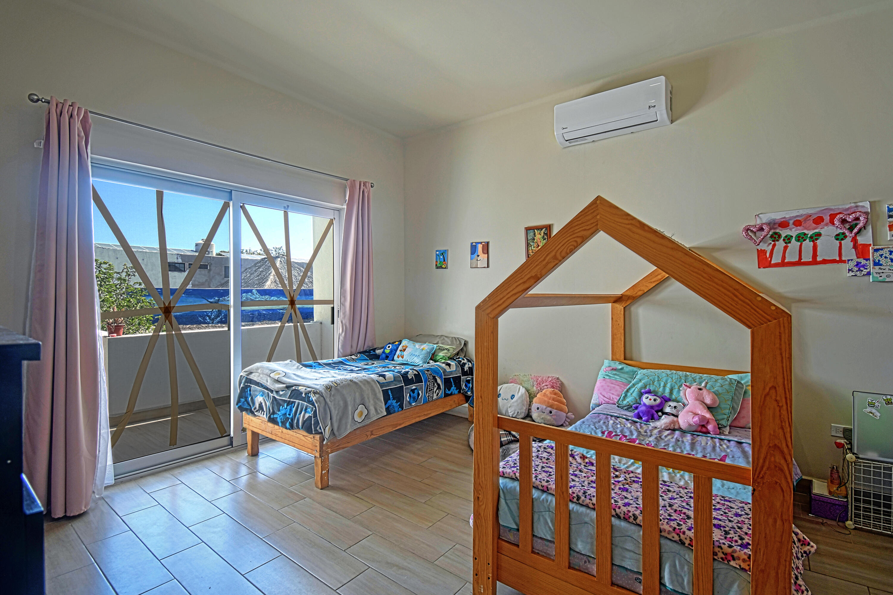 MLS #25-1989 image #16