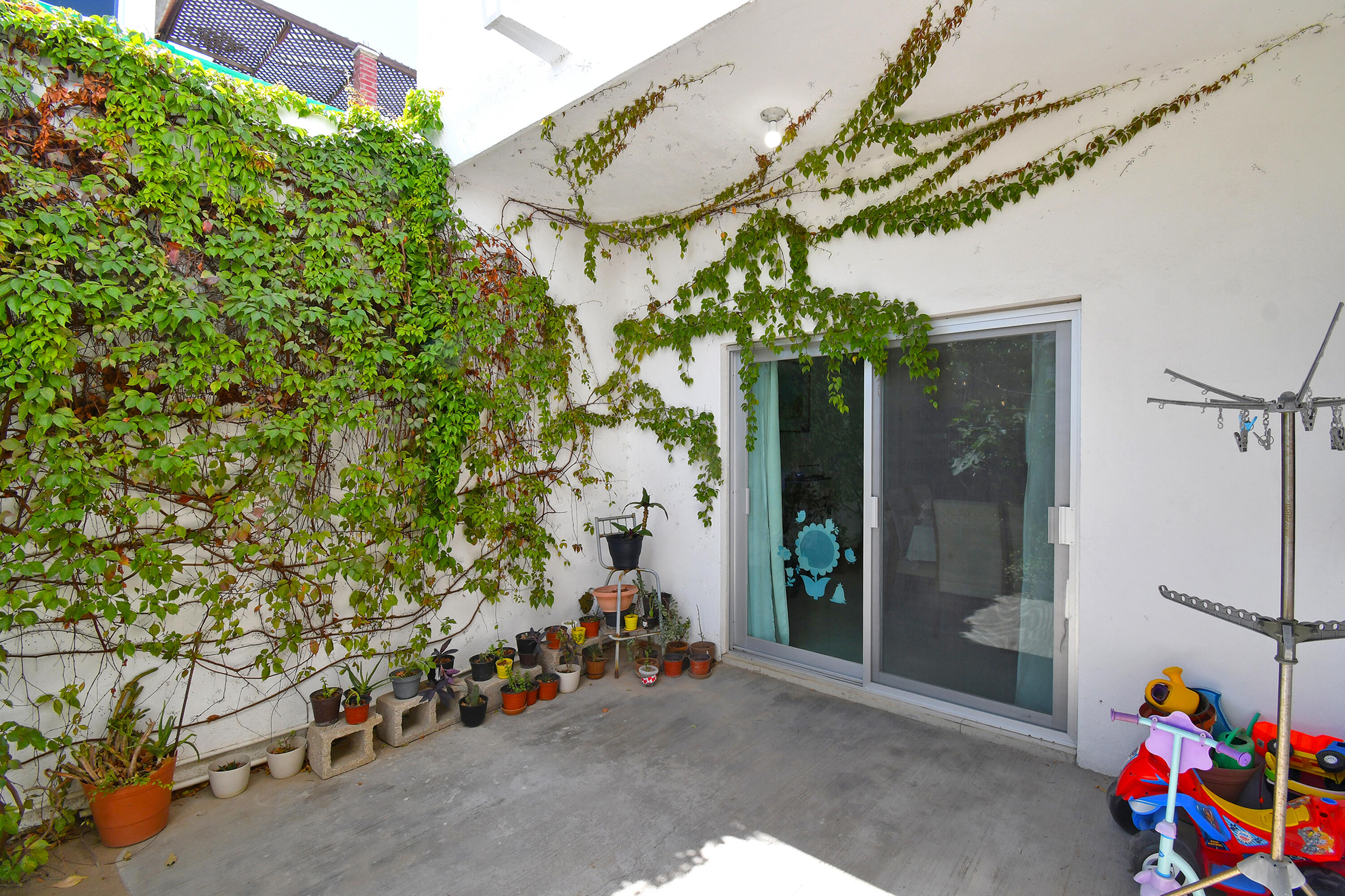 MLS #25-1989 image #33