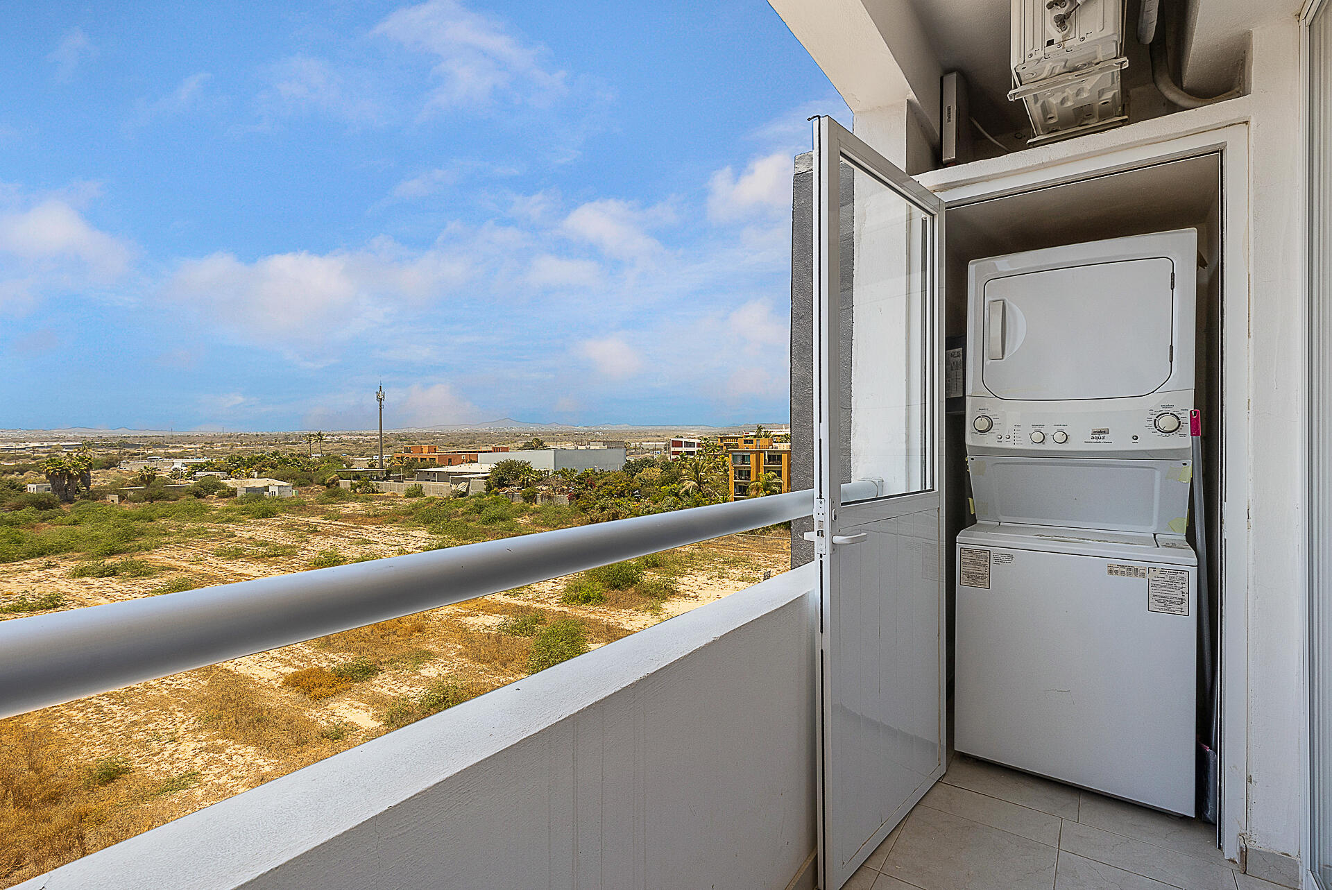 MLS #25-2004 image #12