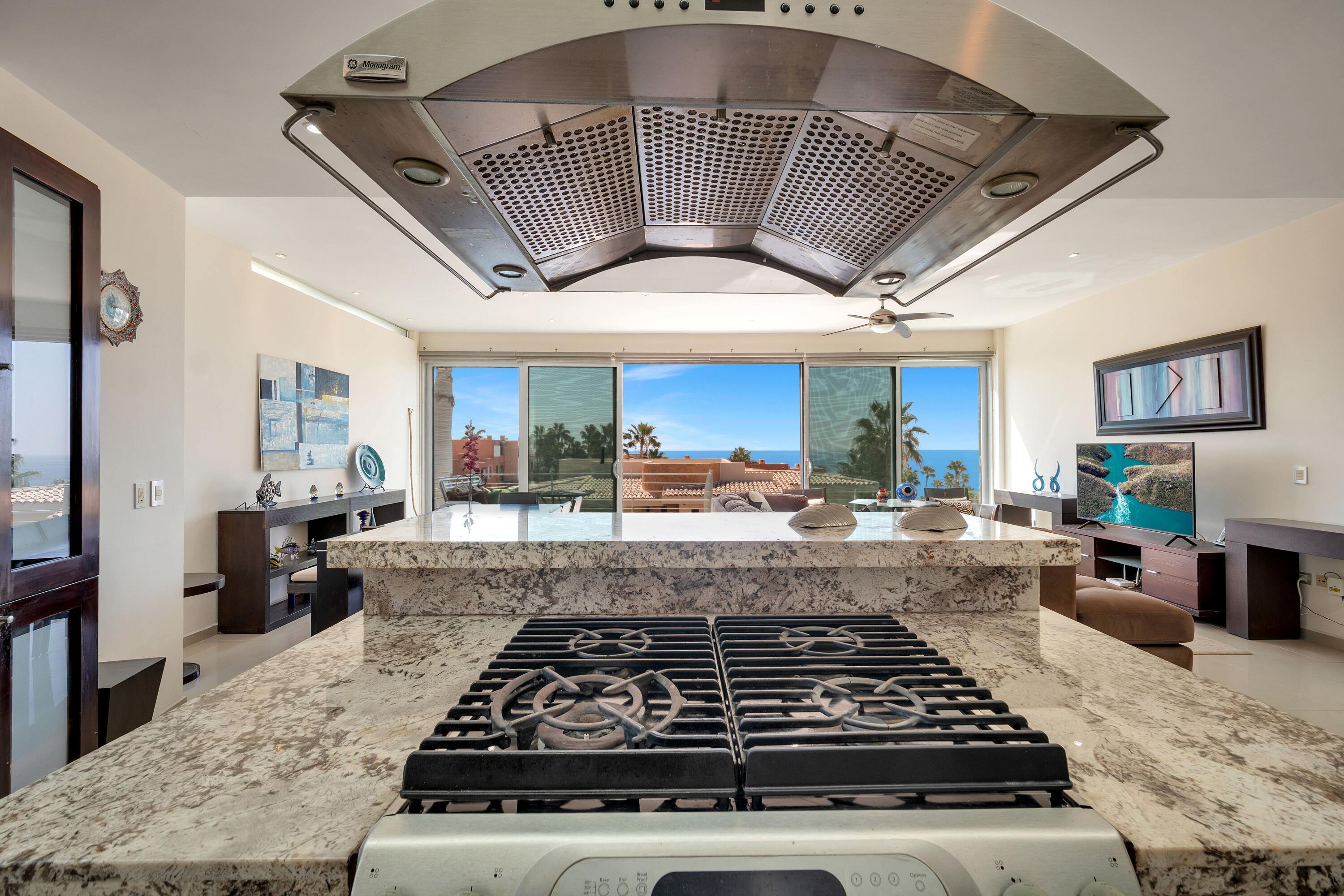 MLS #25-2057 image #19