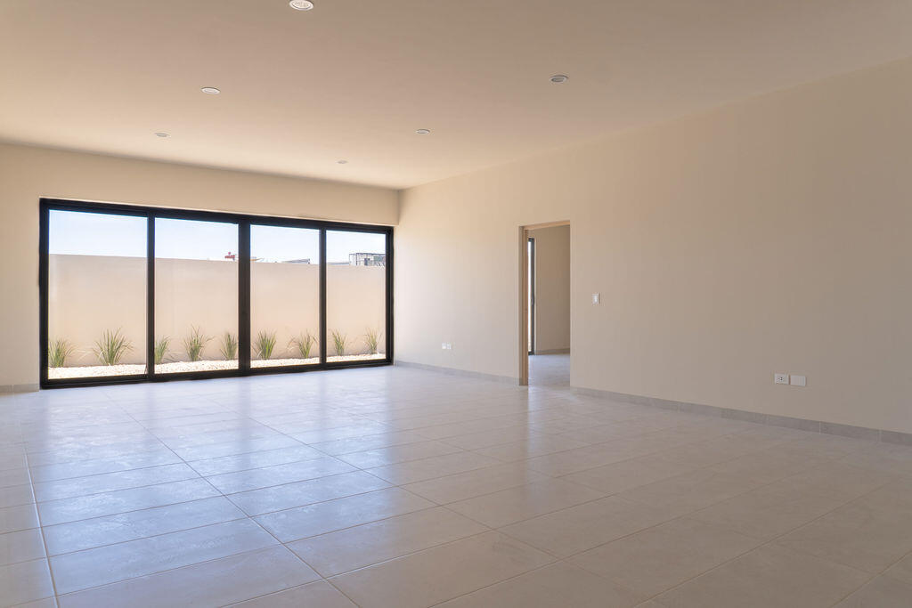 MLS #25-2060 image #4