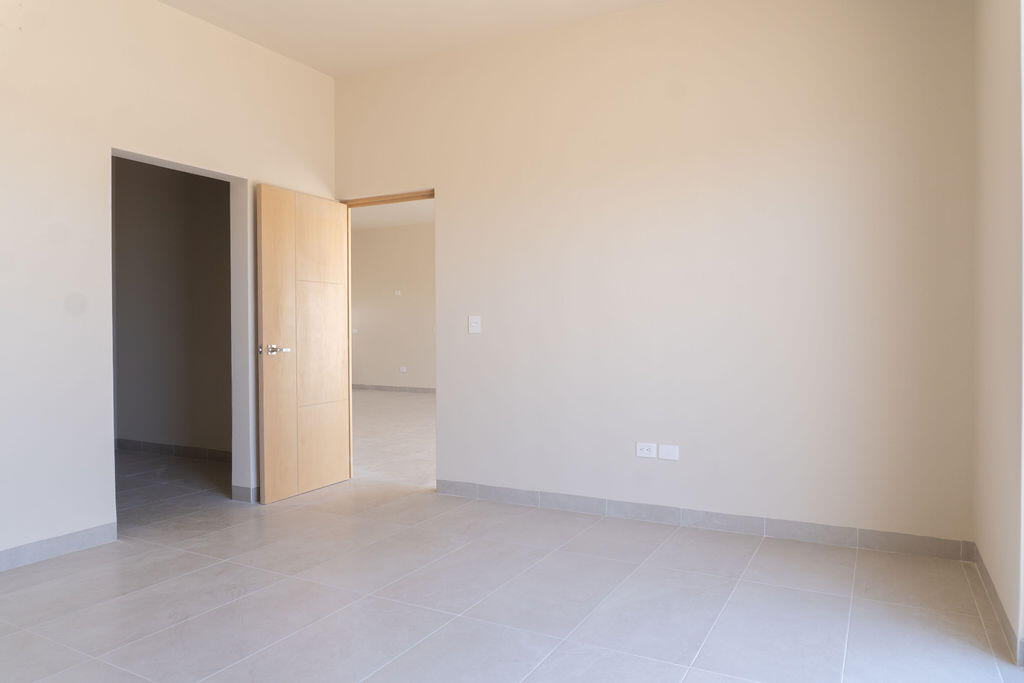 MLS #25-2060 image #5