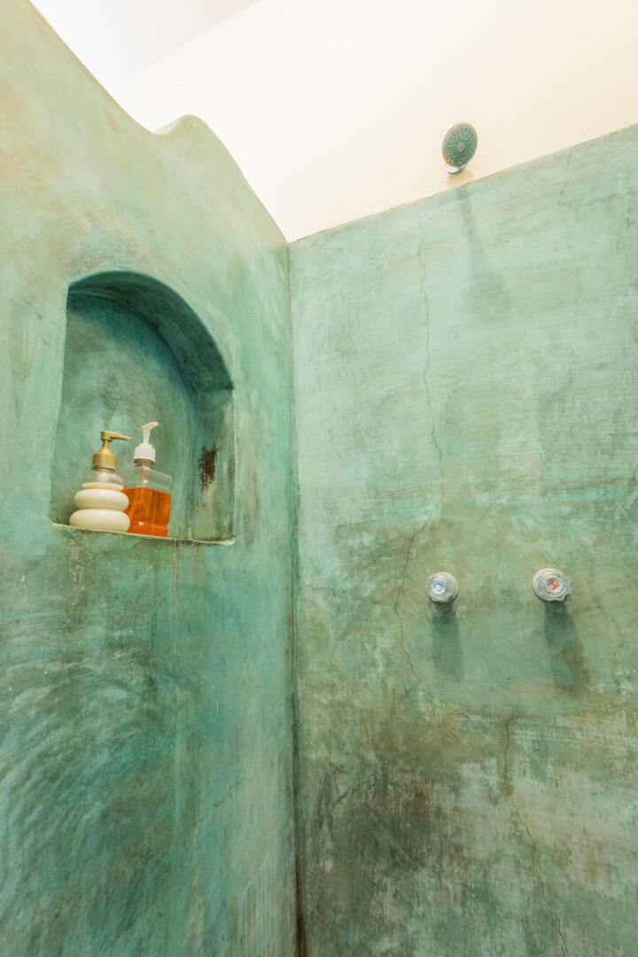 MLS #25-2143 image #33