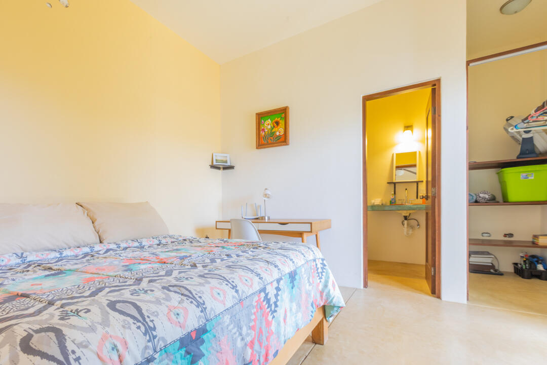 MLS #25-2143 image #39