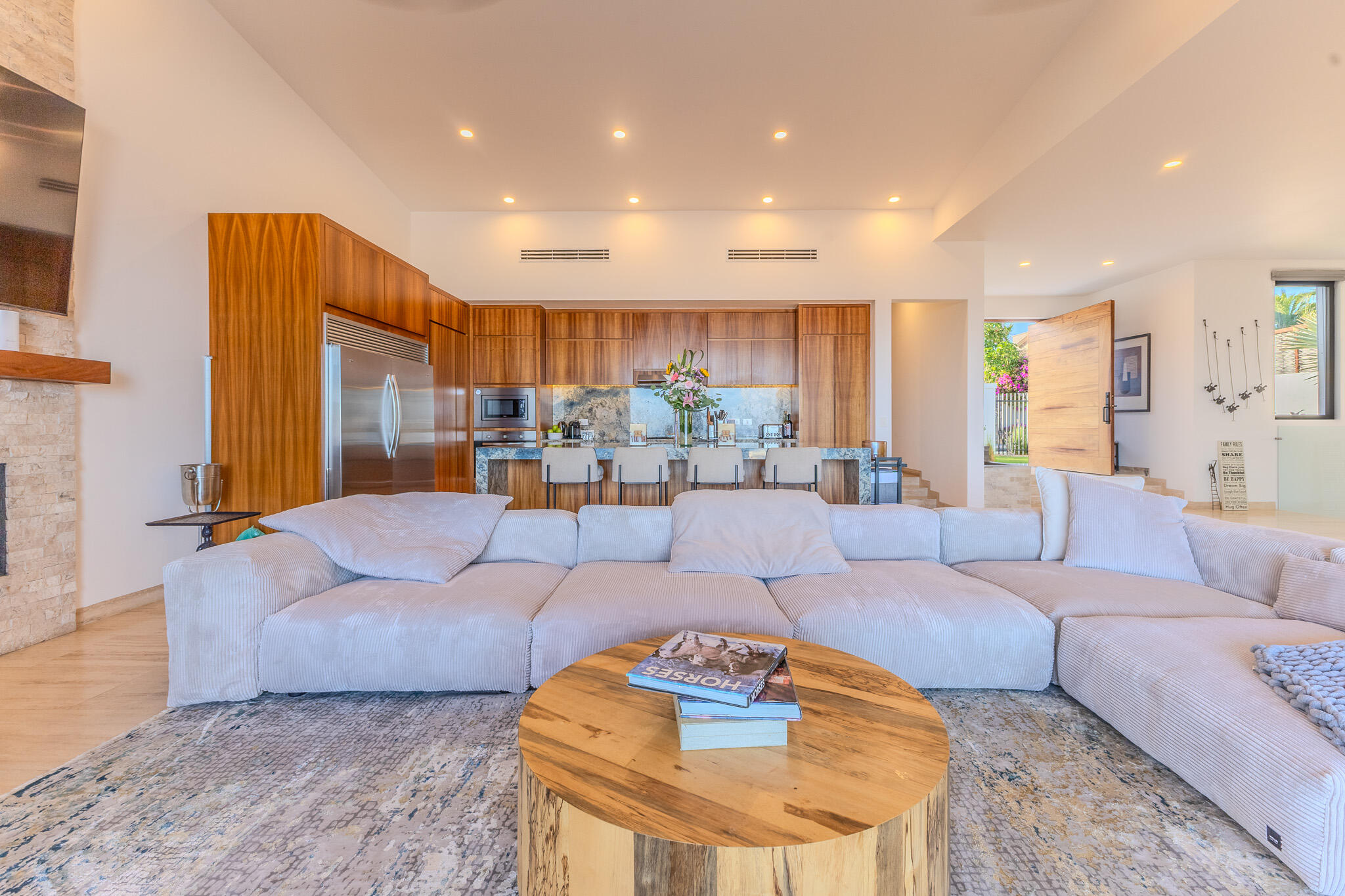 MLS #25-2182 image #10