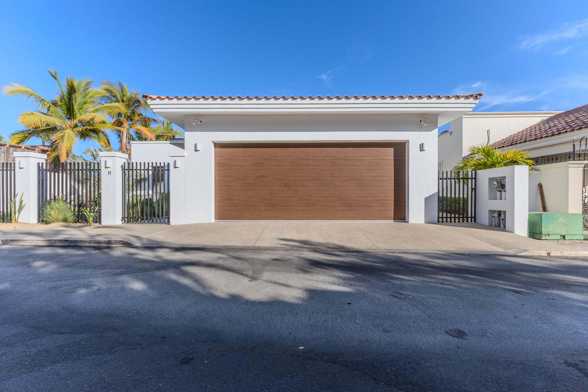 MLS #25-2182 image #3