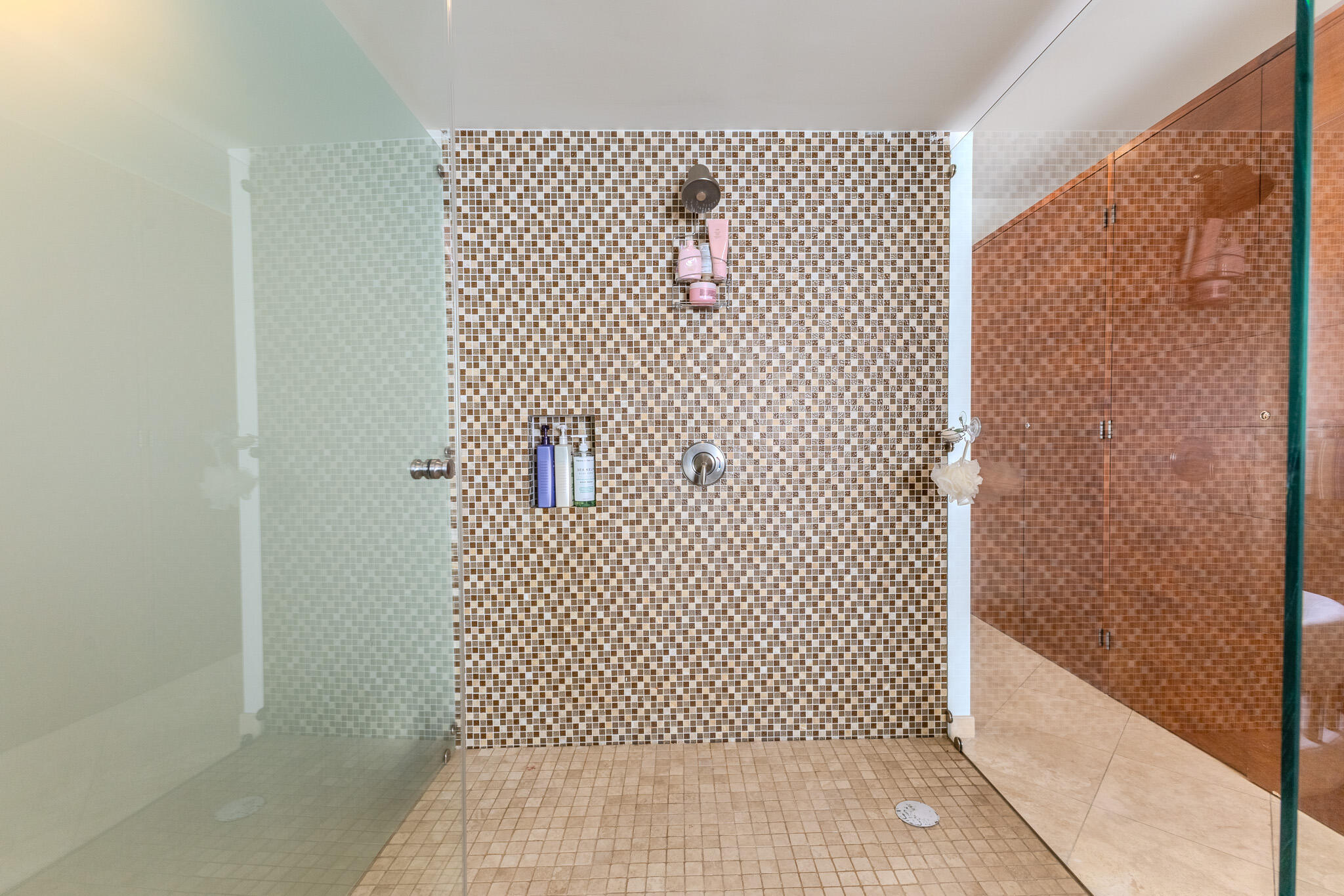 MLS #25-2197 image #40