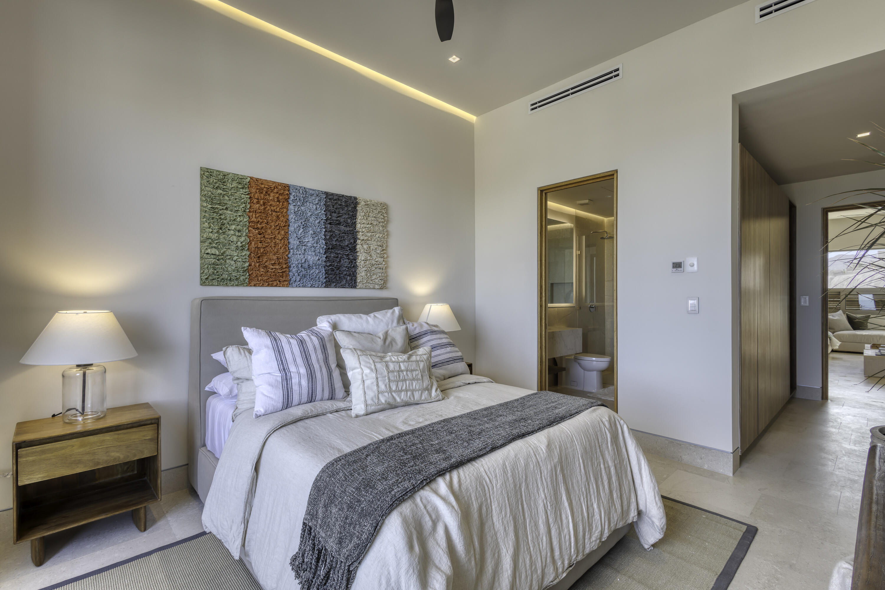 MLS #25-2209 image #32