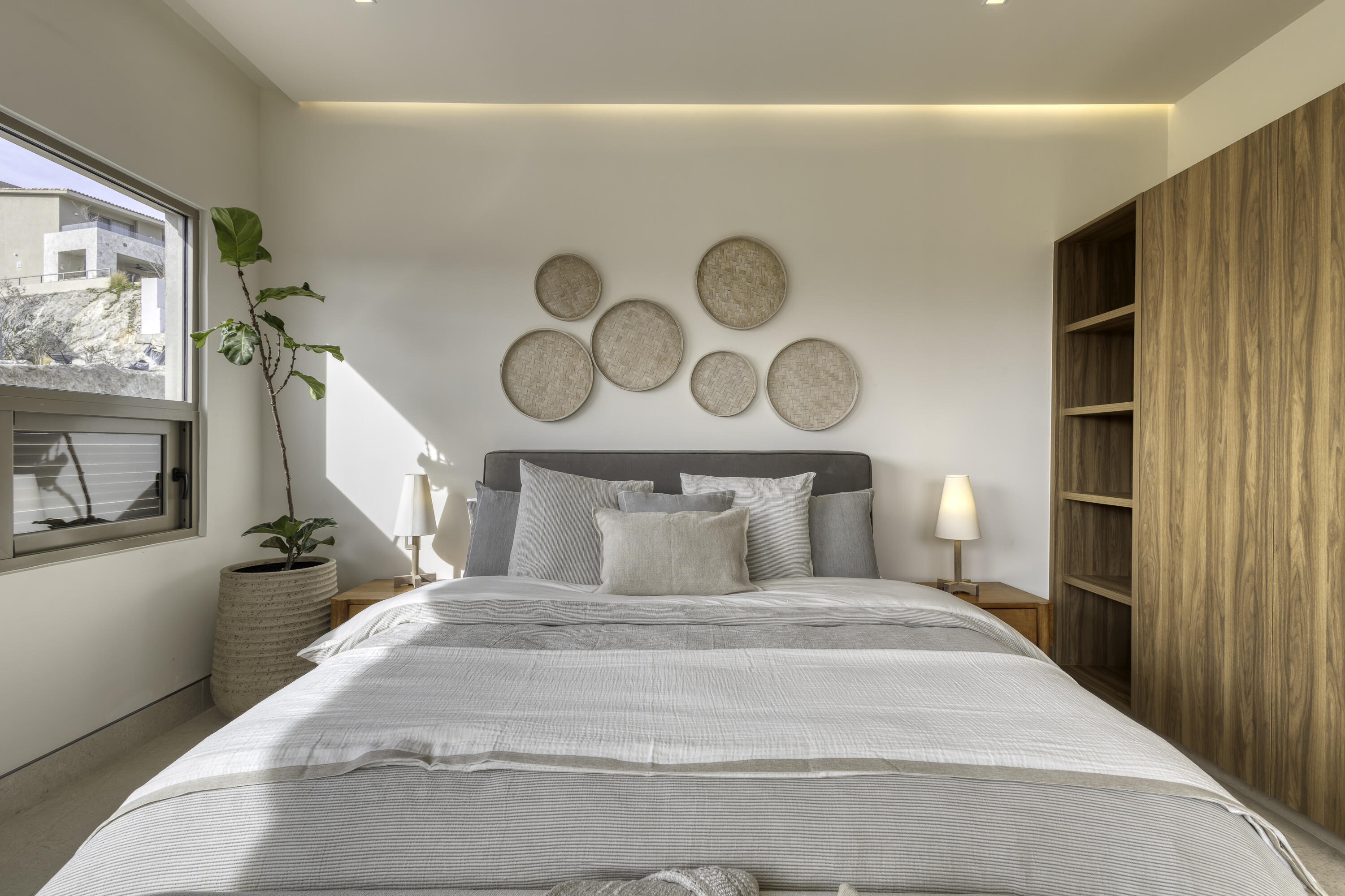 MLS #25-2209 image #38