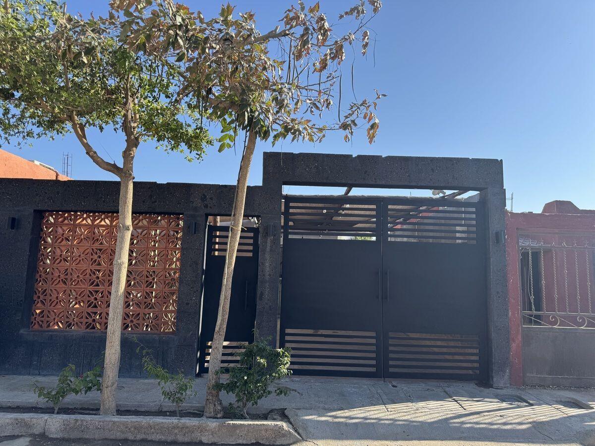 MLS #25-2212 img 2