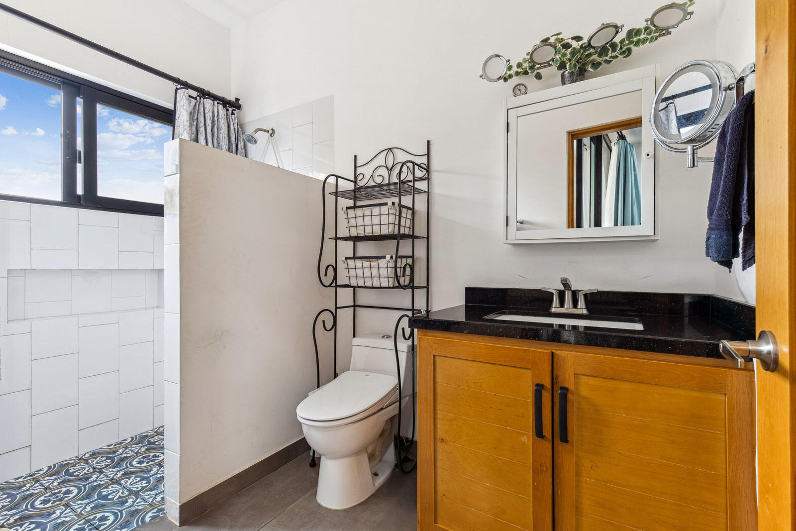 MLS #25-2229 image #12