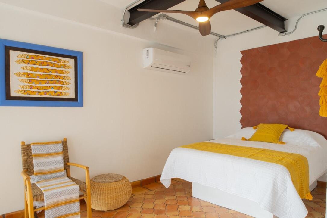 MLS #25-2261 image #13