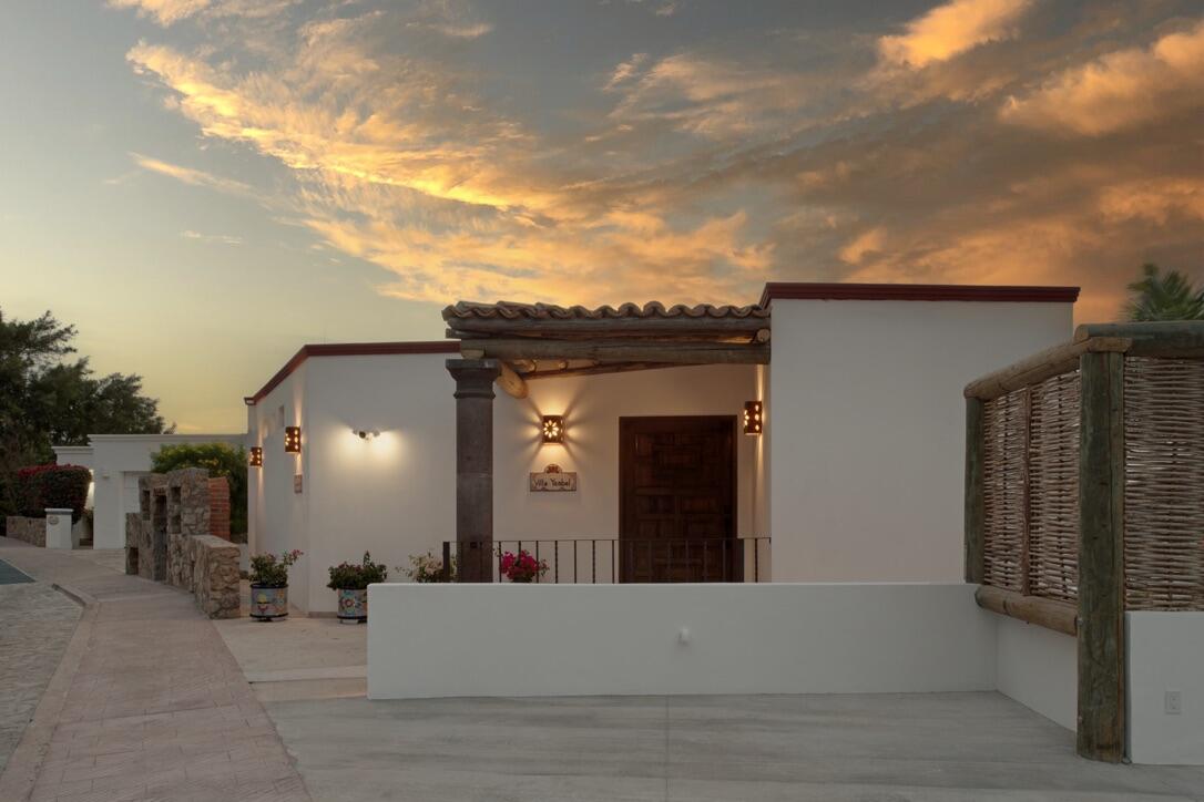 MLS #25-2261 image #2