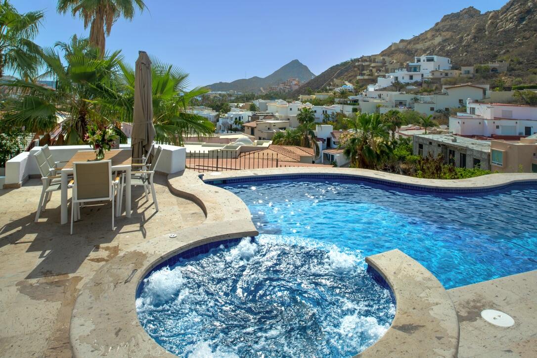 MLS #25-2261 image #40