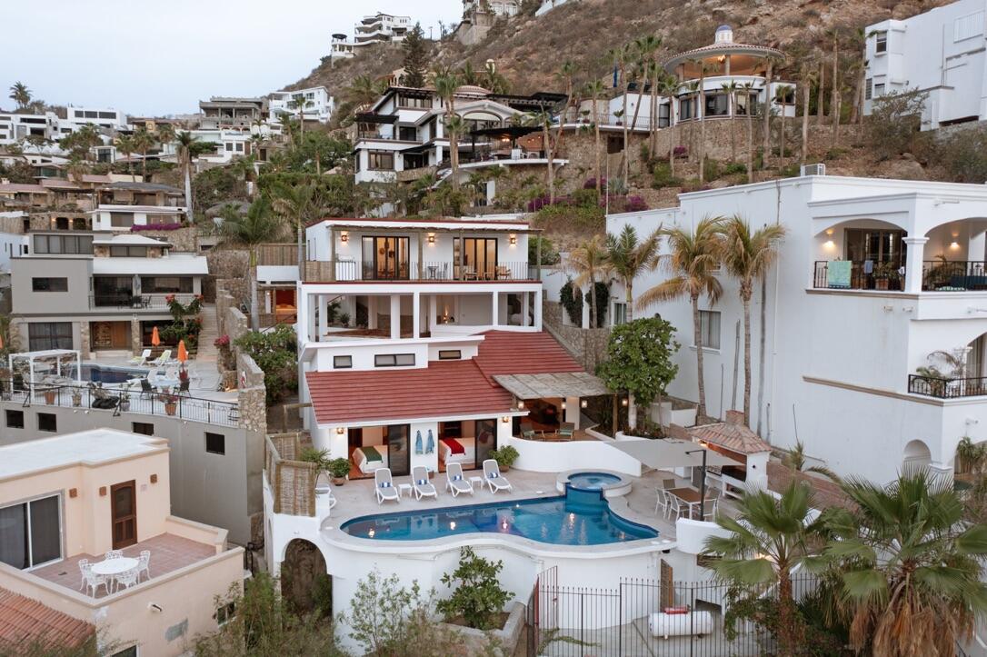 MLS #25-2261 image #42