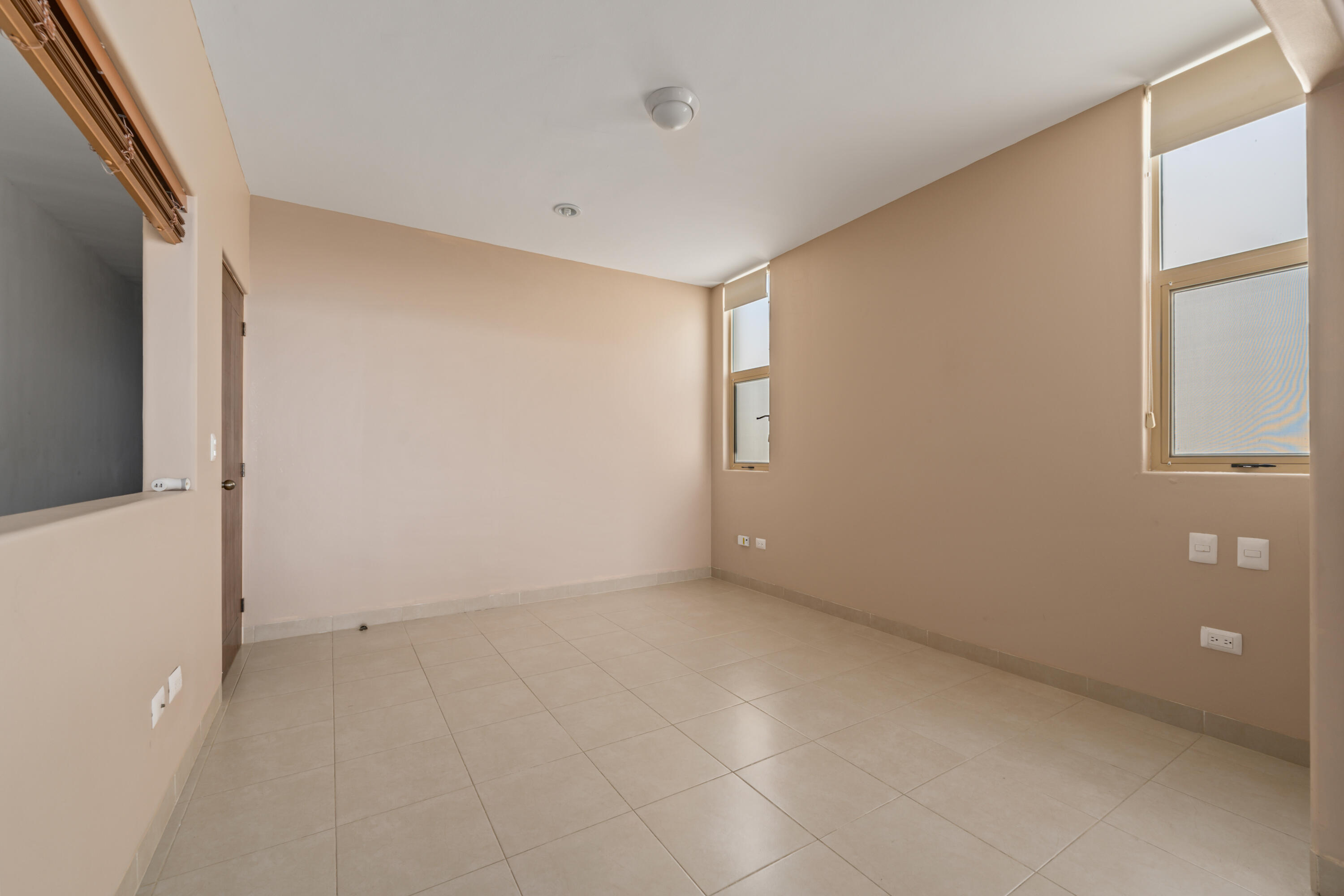 MLS #25-2278 image #12