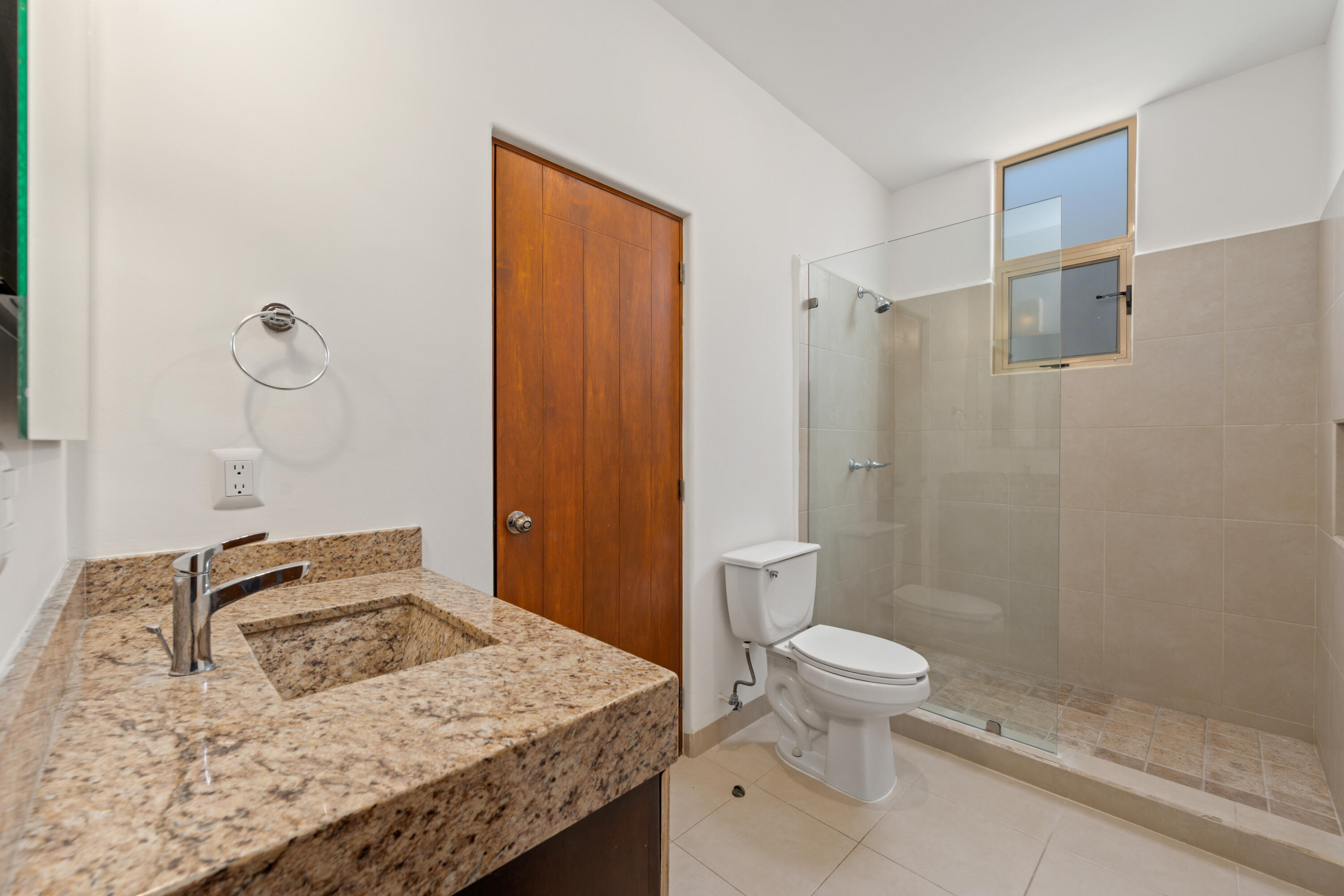 MLS #25-2278 image #2