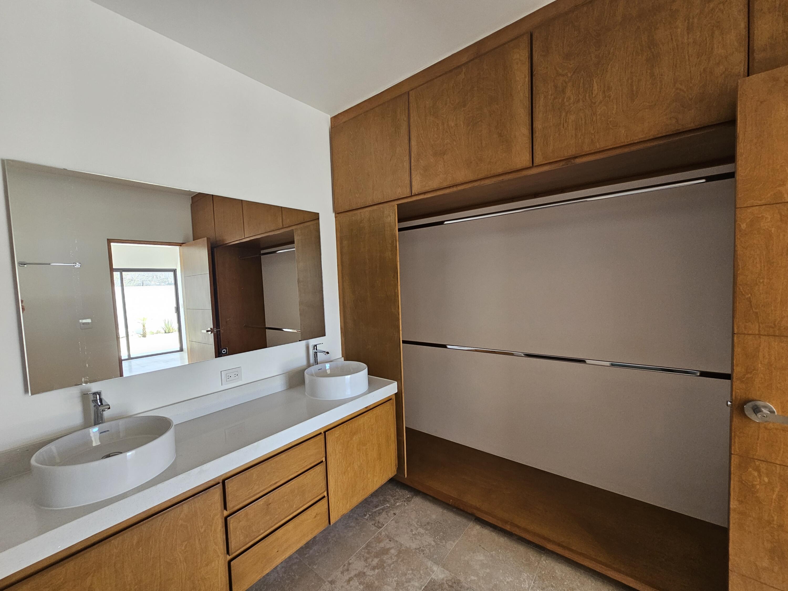 MLS #25-2297 image #17