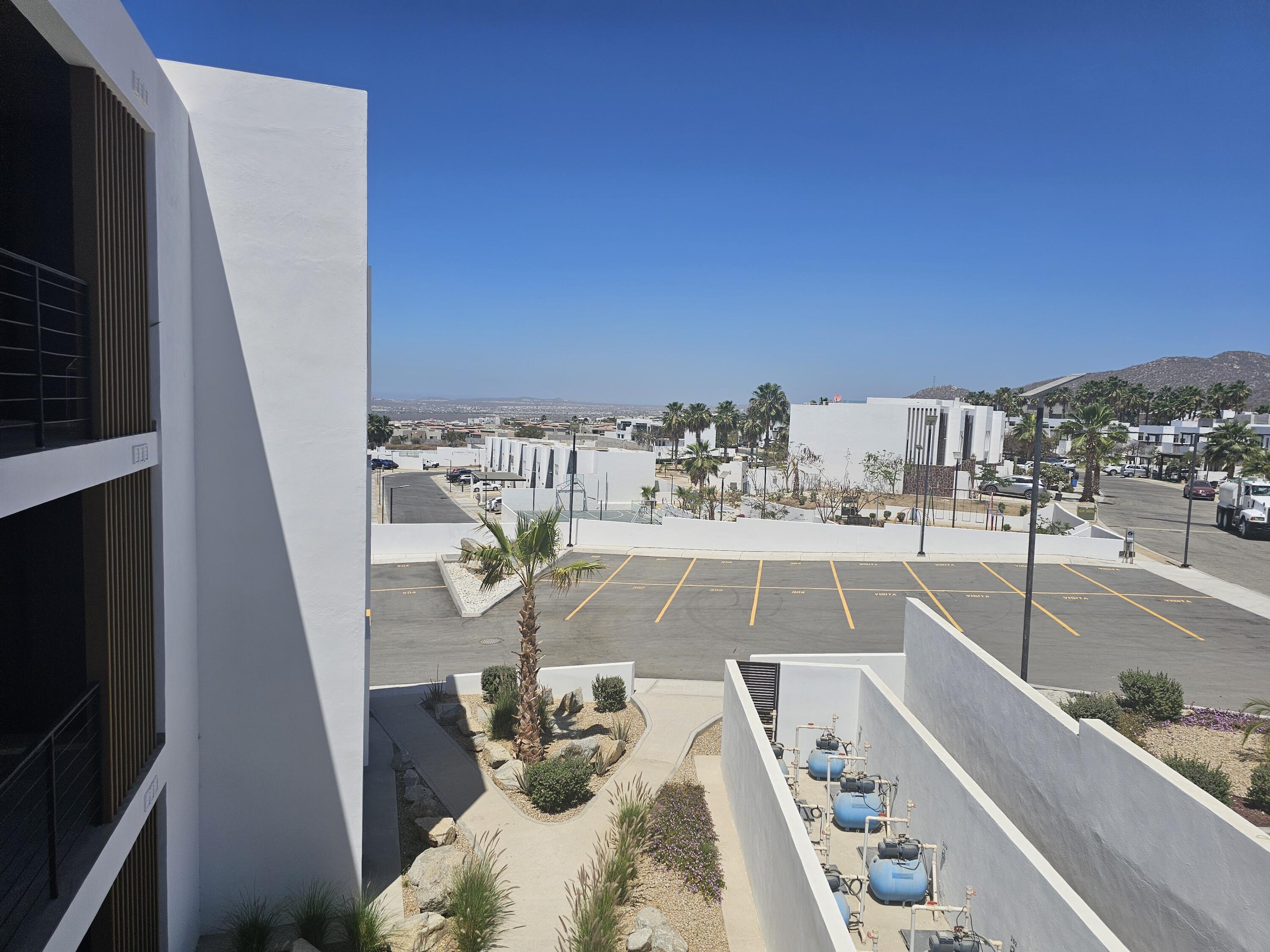 MLS #25-2297 image #2