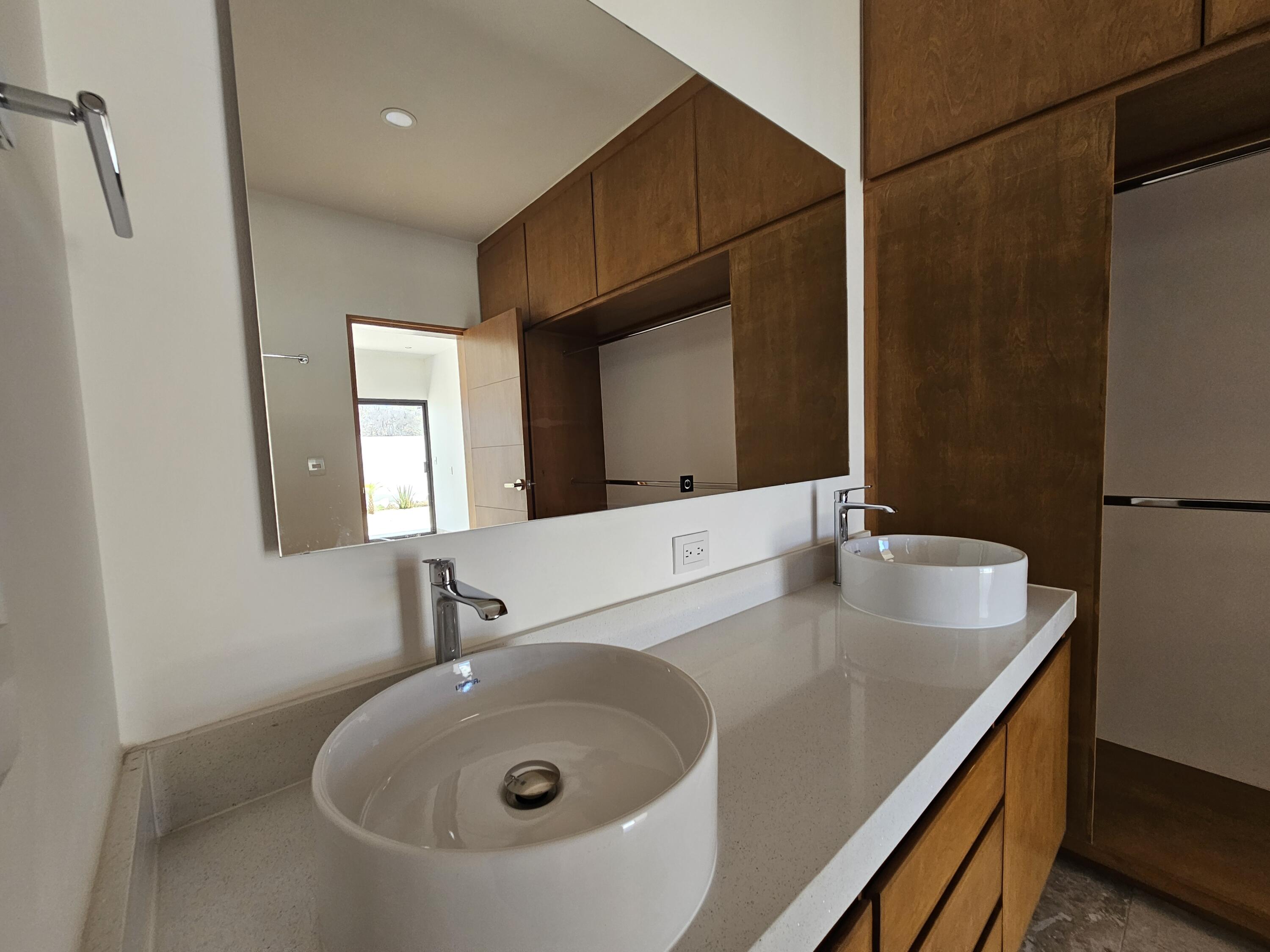 MLS #25-2297 image #20