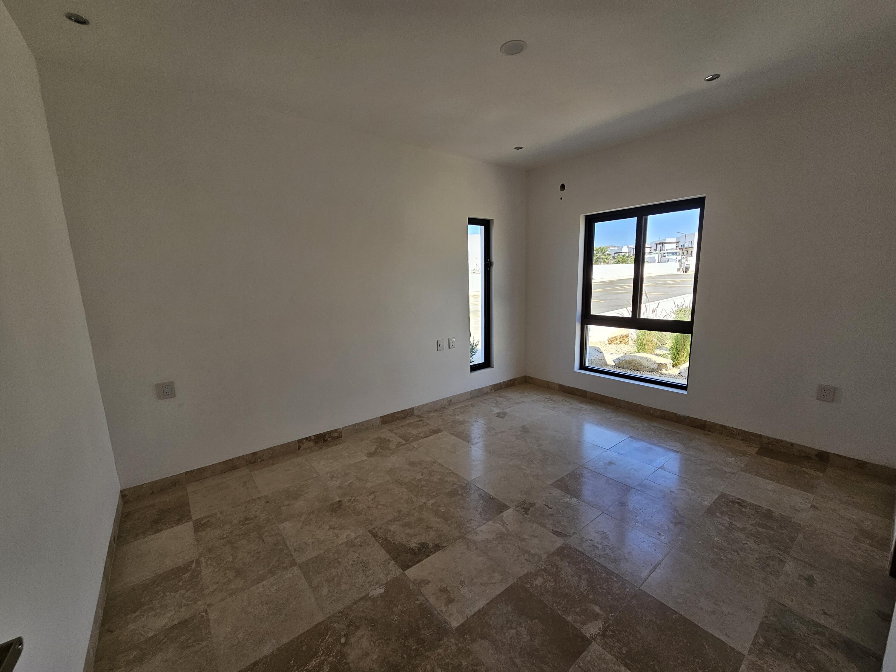 MLS #25-2297 image #8